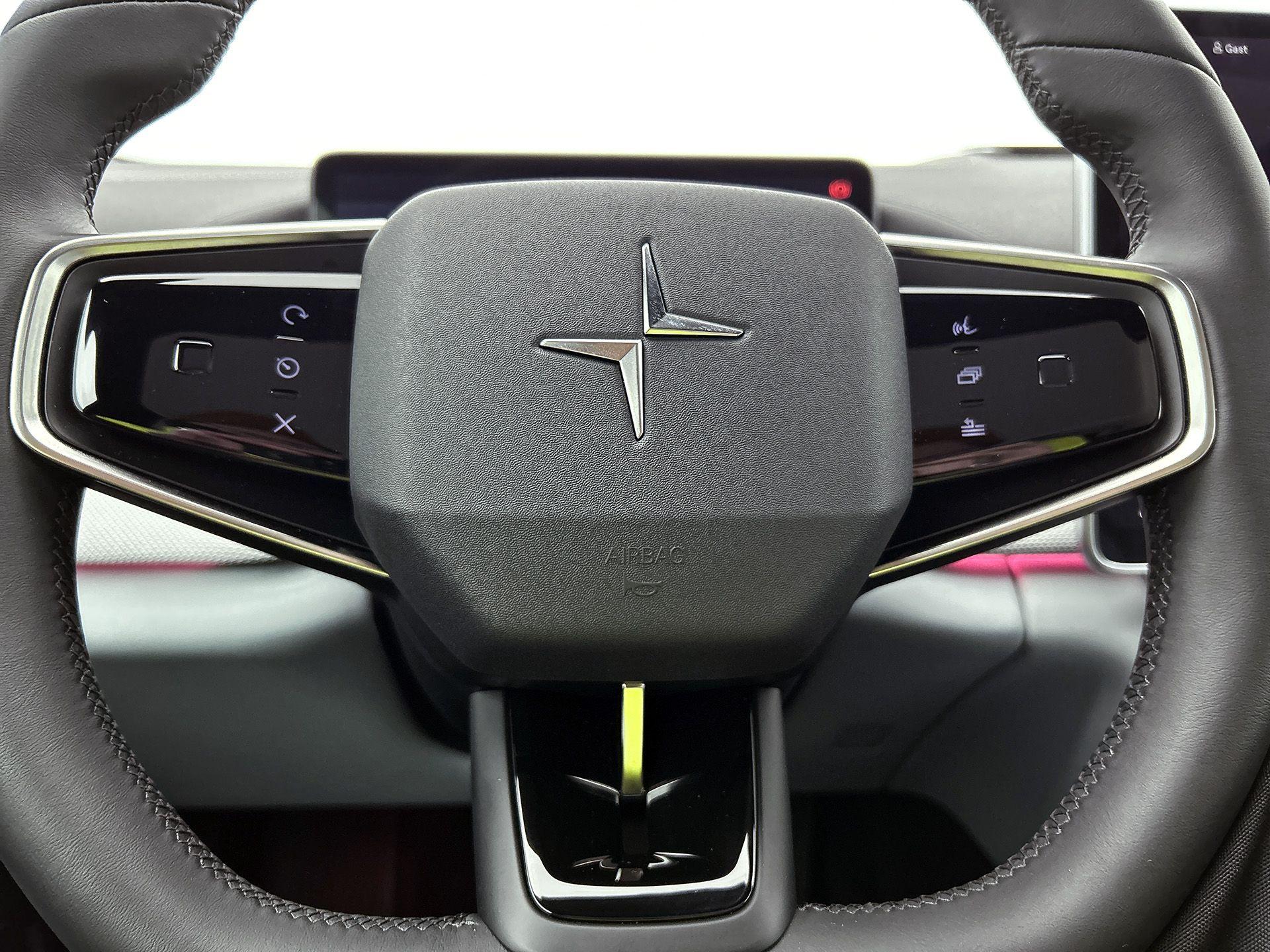 Foto van Polestar 4