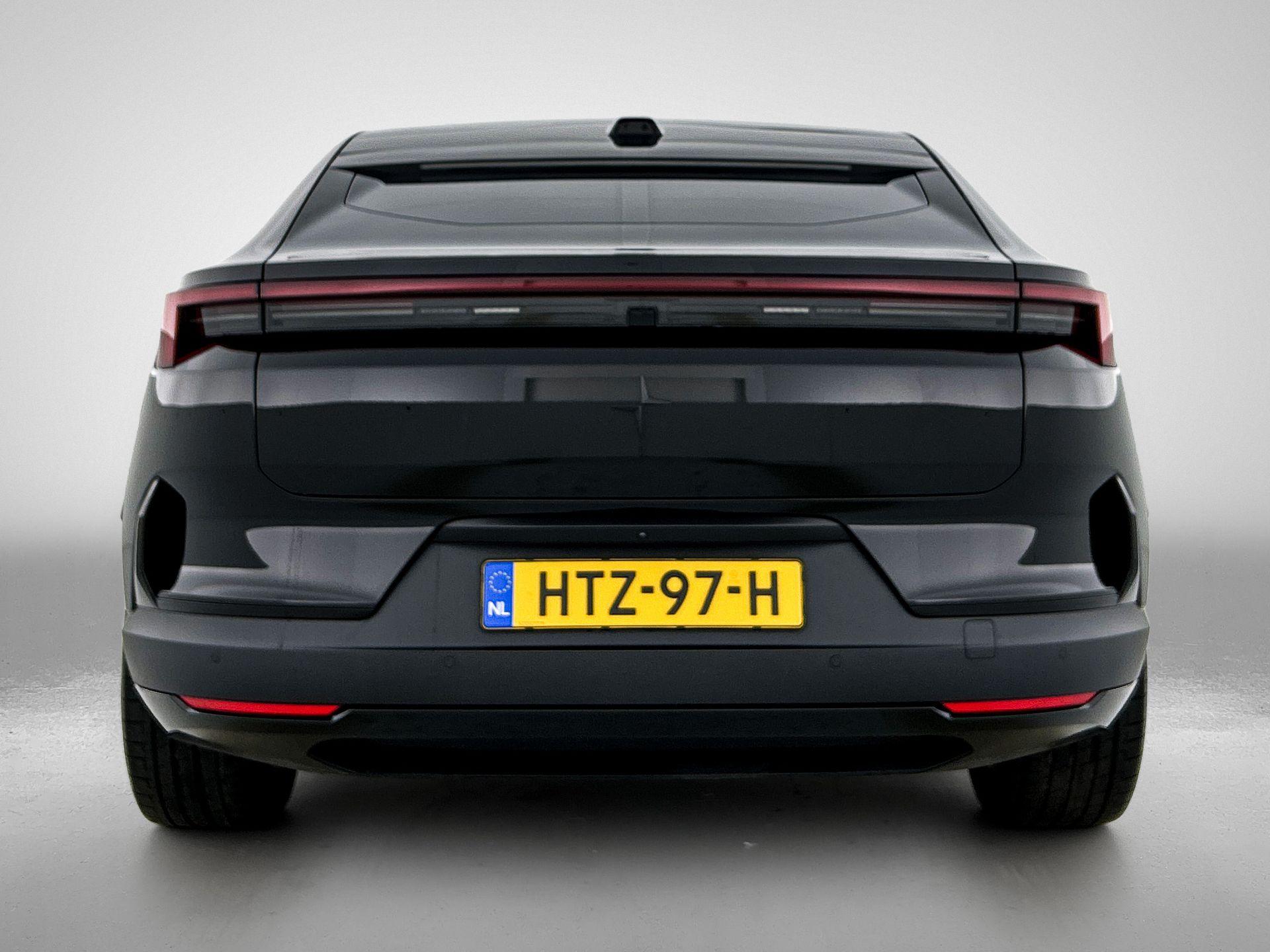 Foto van Polestar 4