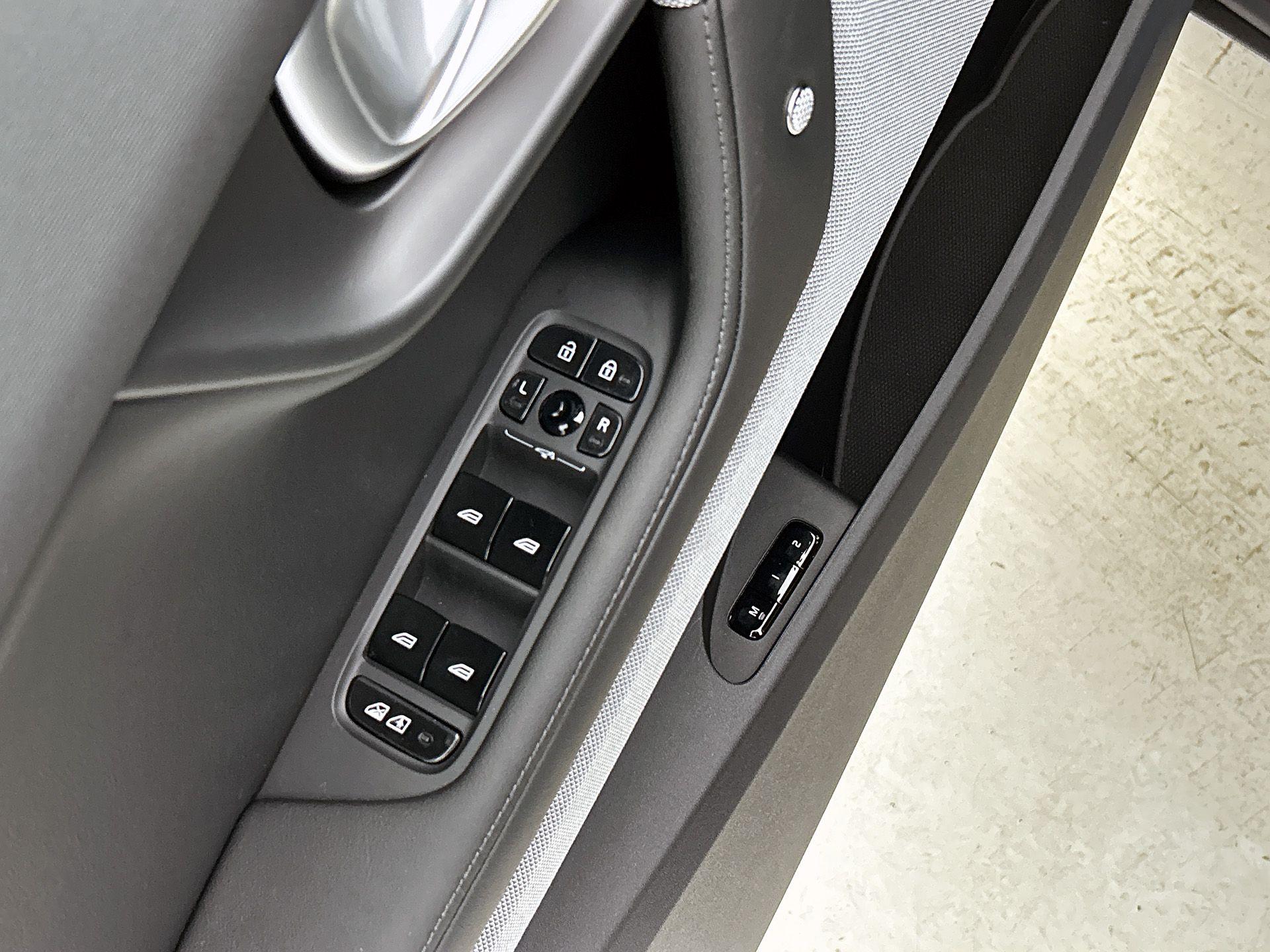 Foto van Polestar 2