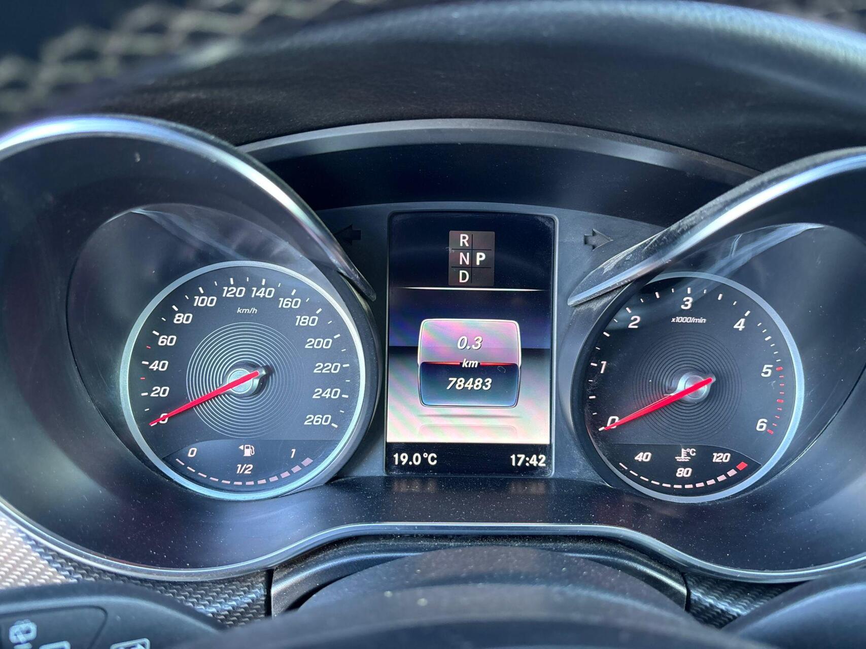 Foto van Mercedes-Benz V-klasse