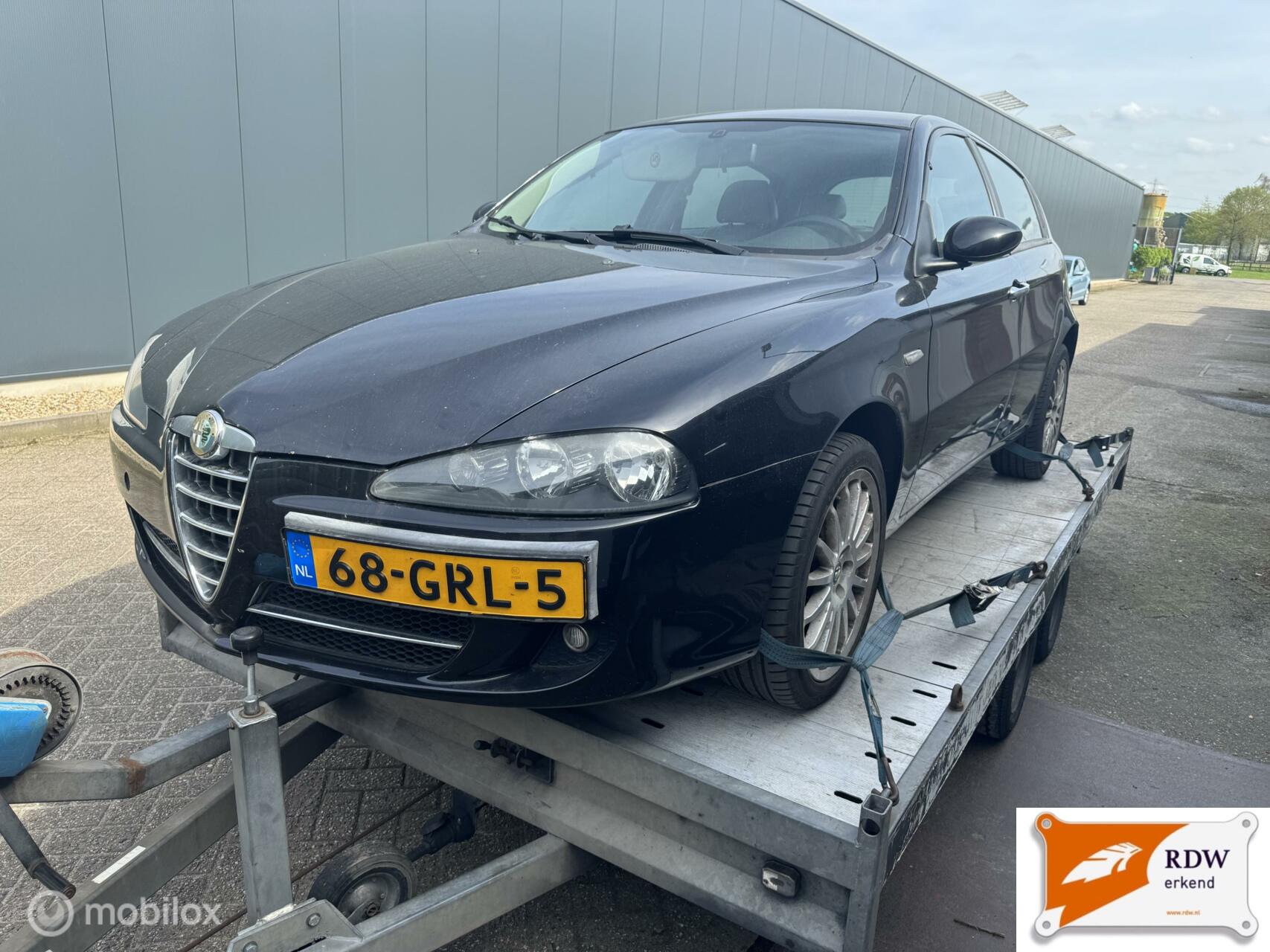 Alfa Romeo 147 2.0 T.Spark Business Pro 150PK LEES TEKST! NAP/AIRCO 2008 - voorkant