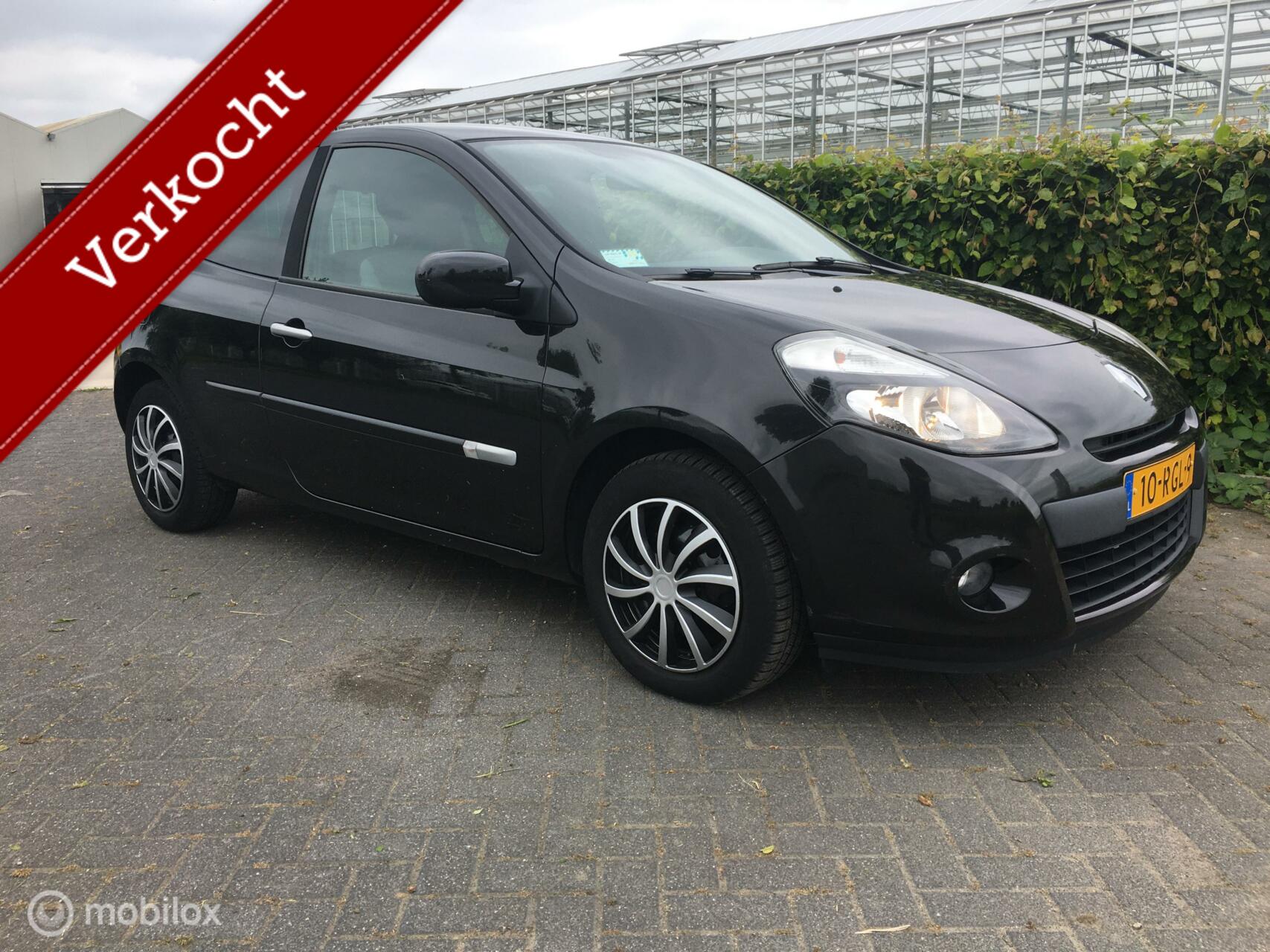 Renault Clio 1.5 dCi Authentique Cruise Contr Mistl UNIEK 125;000KM NAP Org NL Centr Verg Nieuwe APK! 2011 - voorkant