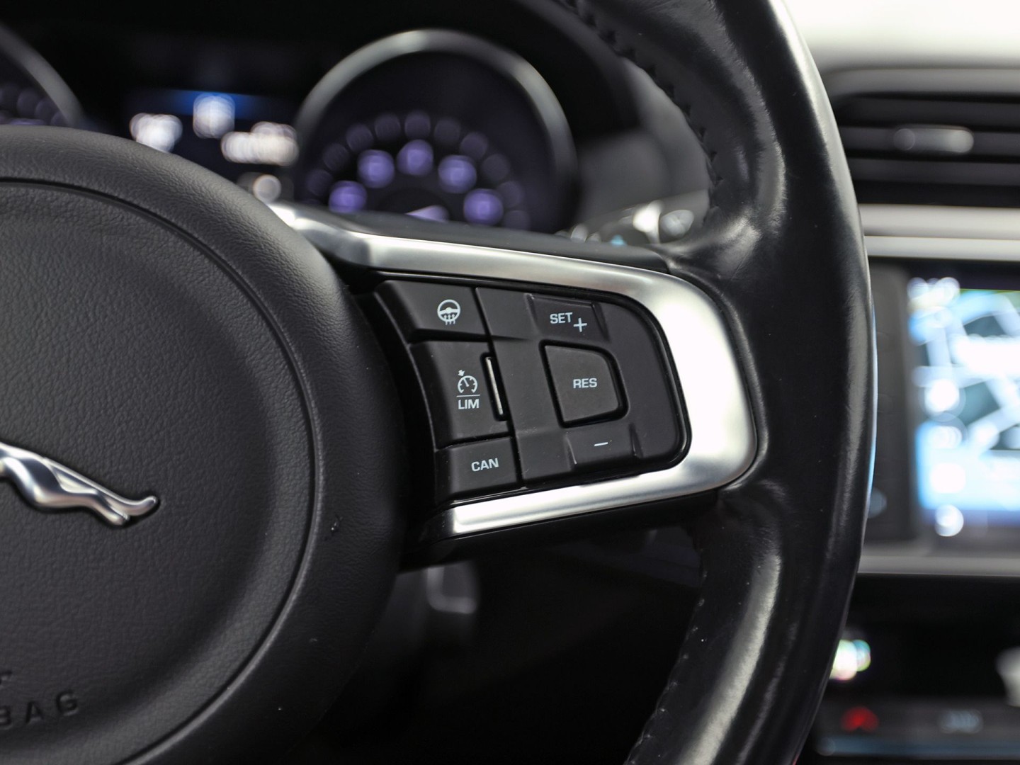 Foto van Jaguar Jaguar Xe