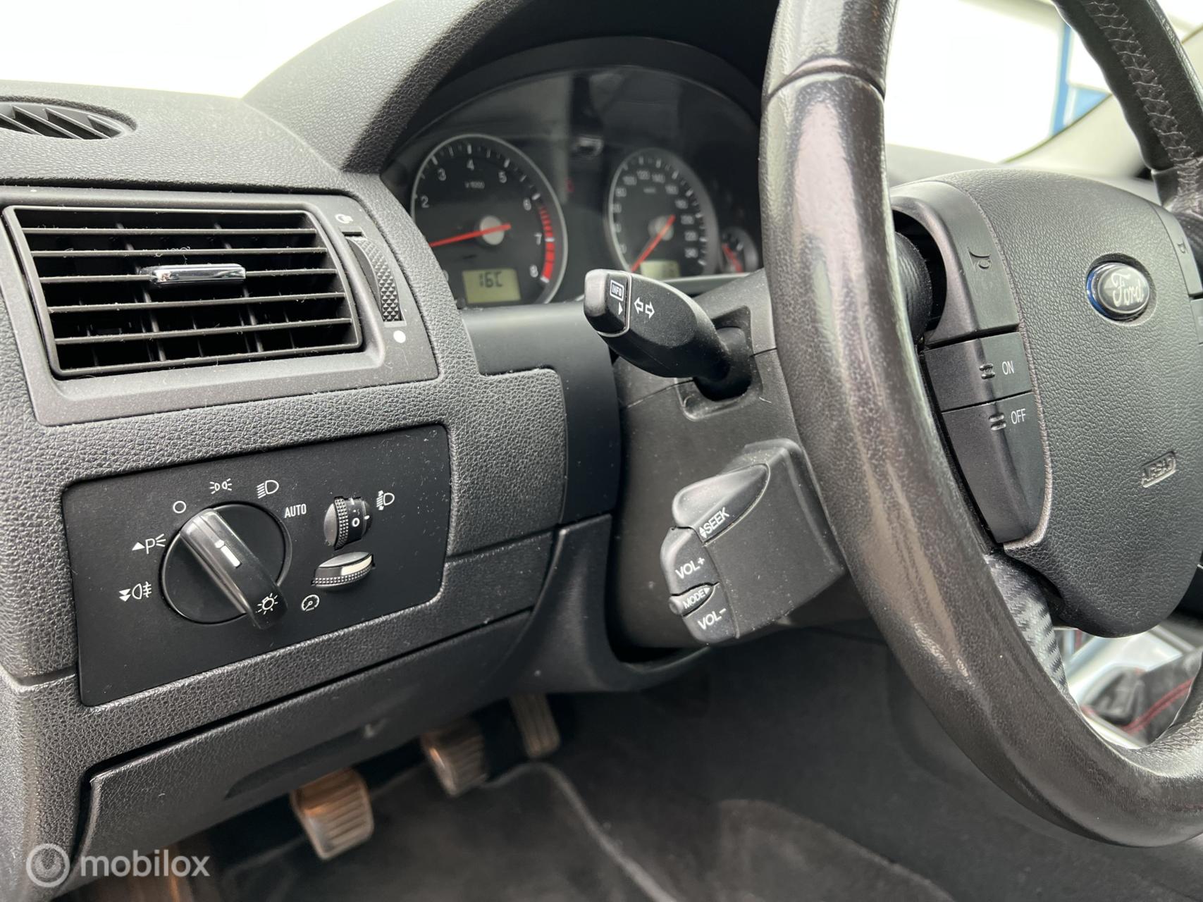 Foto van Ford Mondeo Wagon