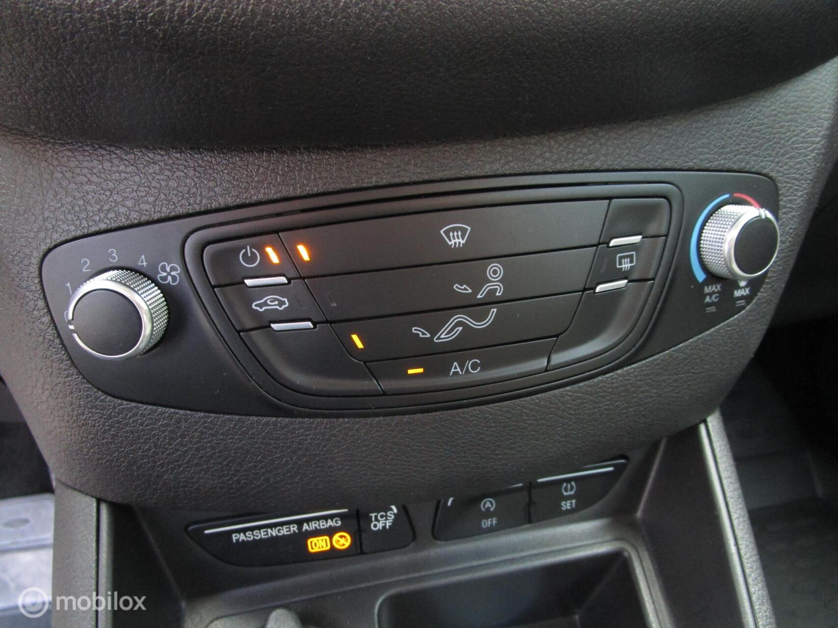 Foto van Ford Tourneo Connect Compact