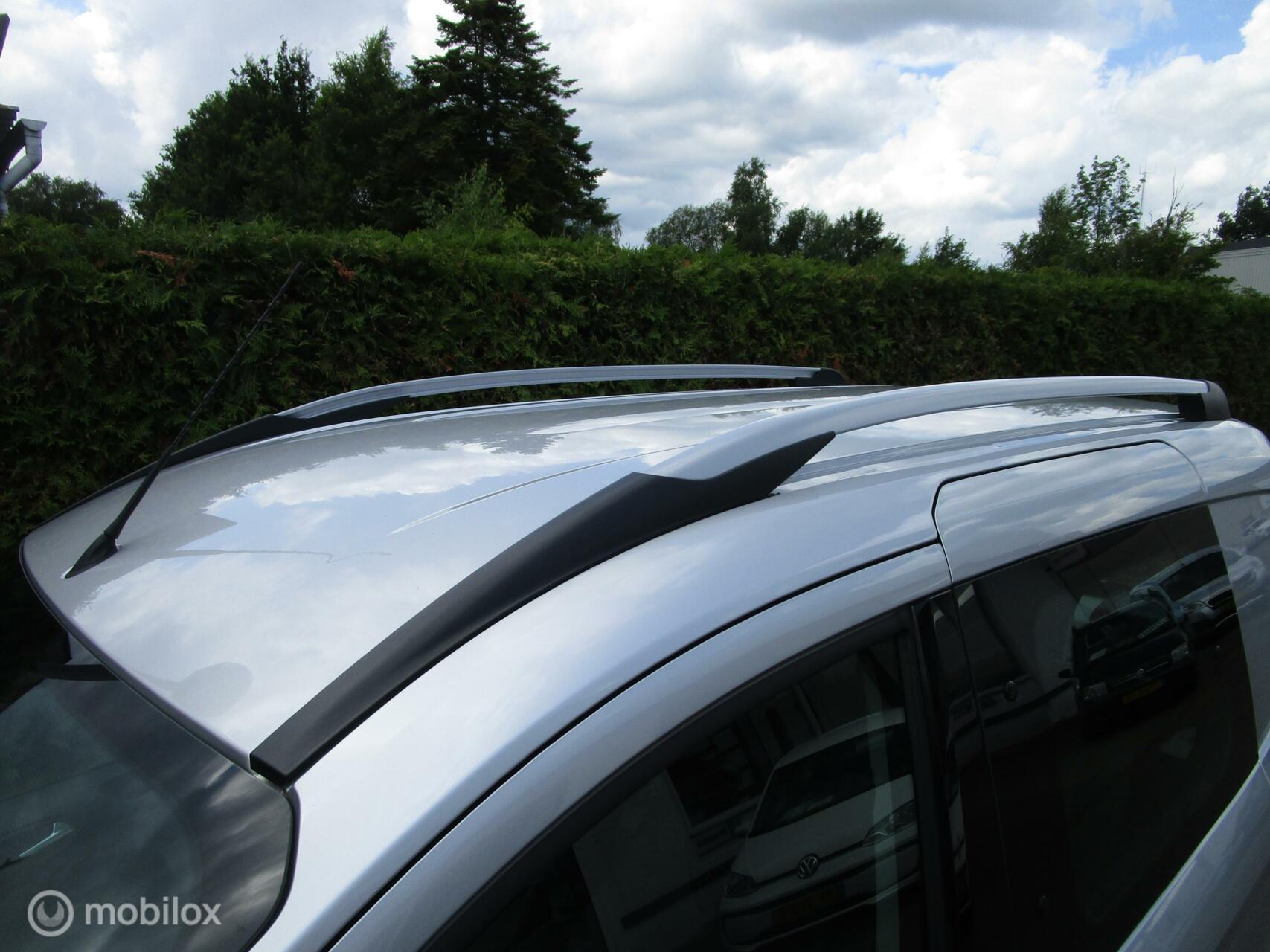 Foto van Ford Tourneo Connect Compact