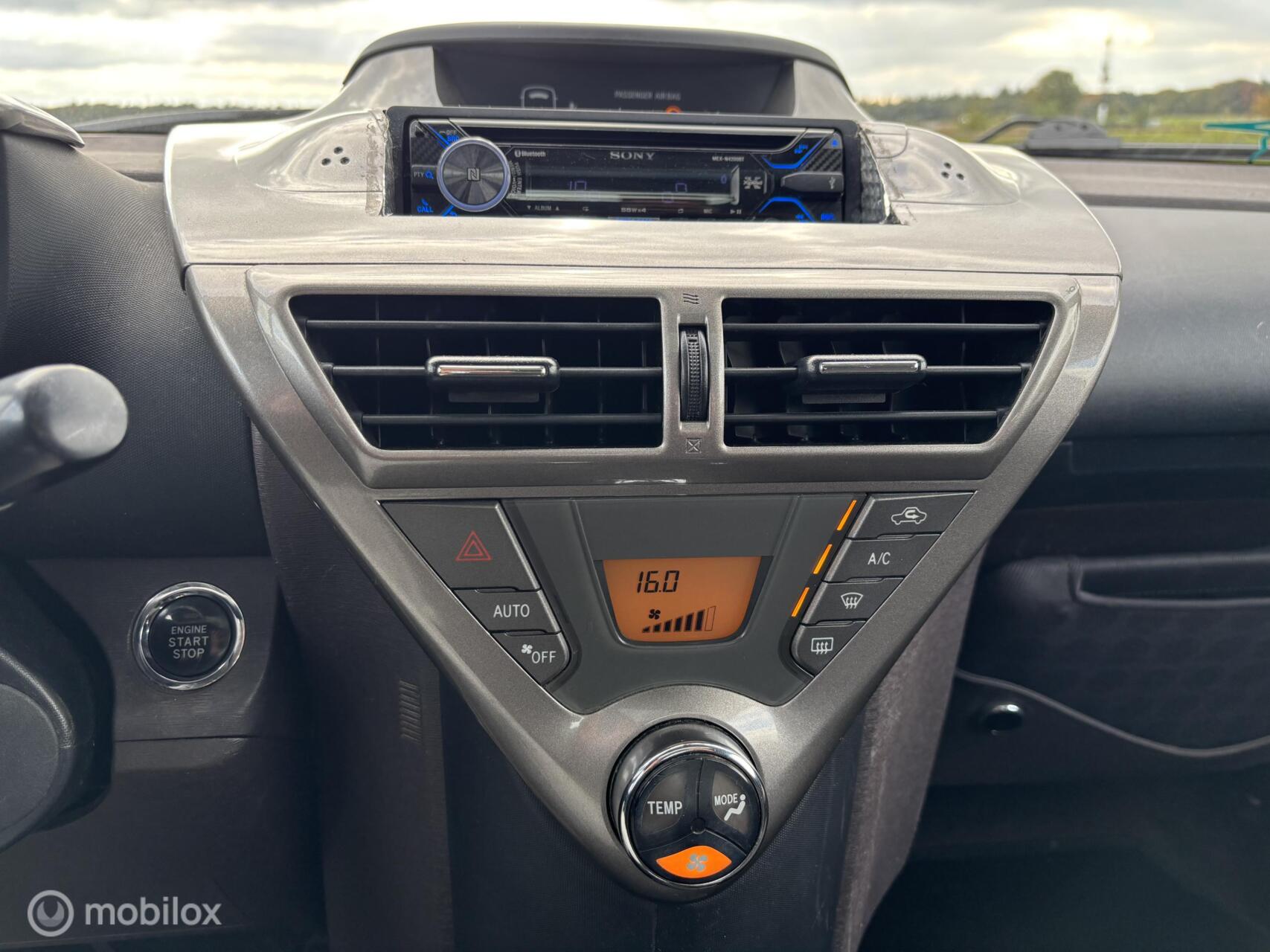 Foto van Toyota Iq