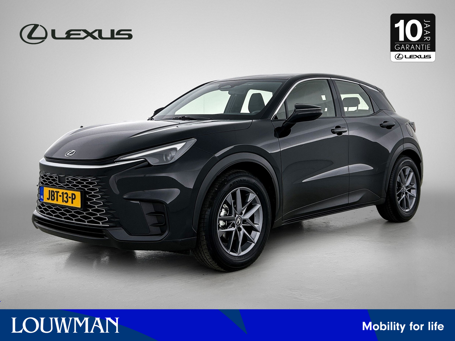 Lexus LBX 2WD 2025 - voorkant