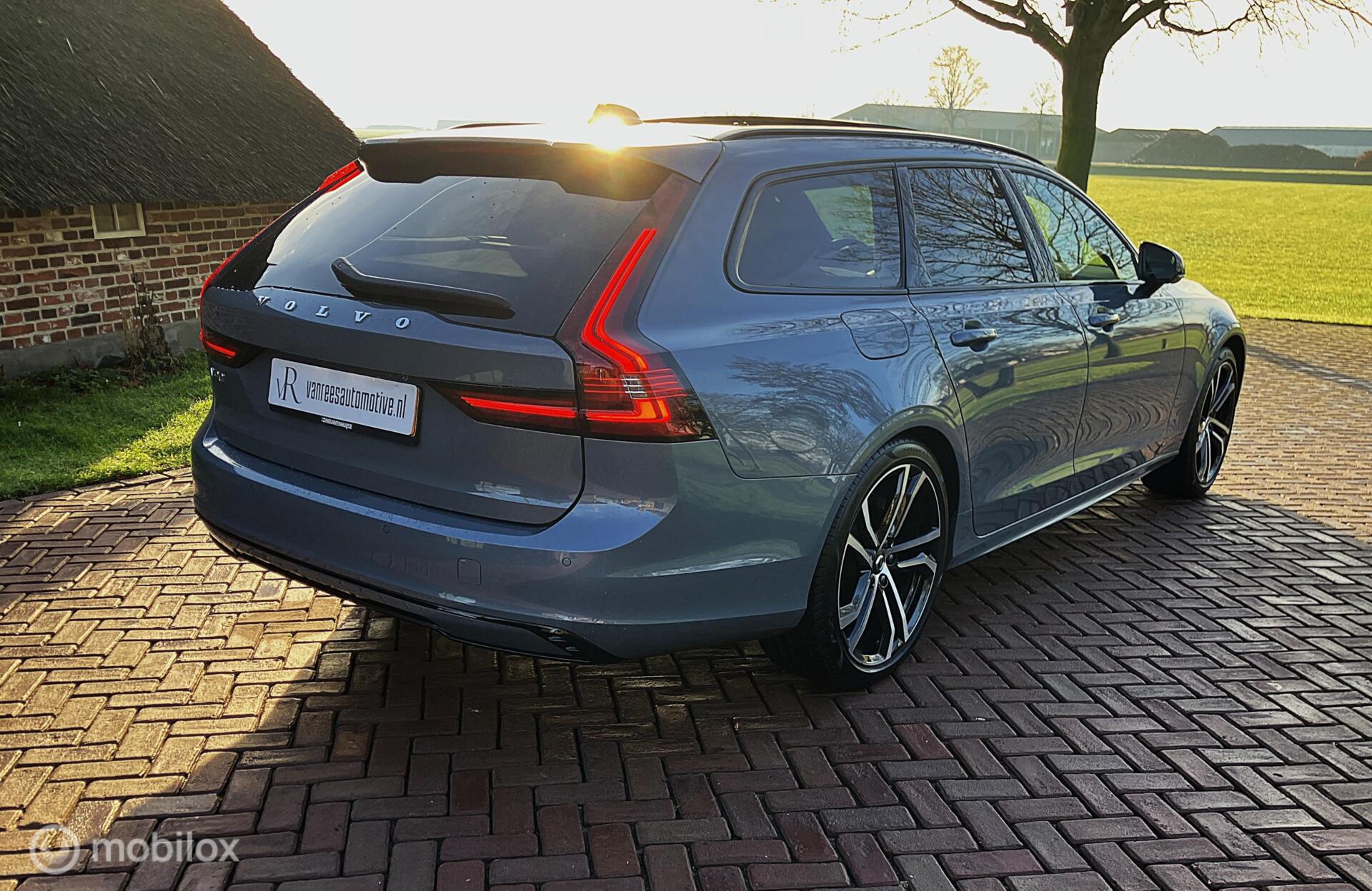 Foto van Volvo V90