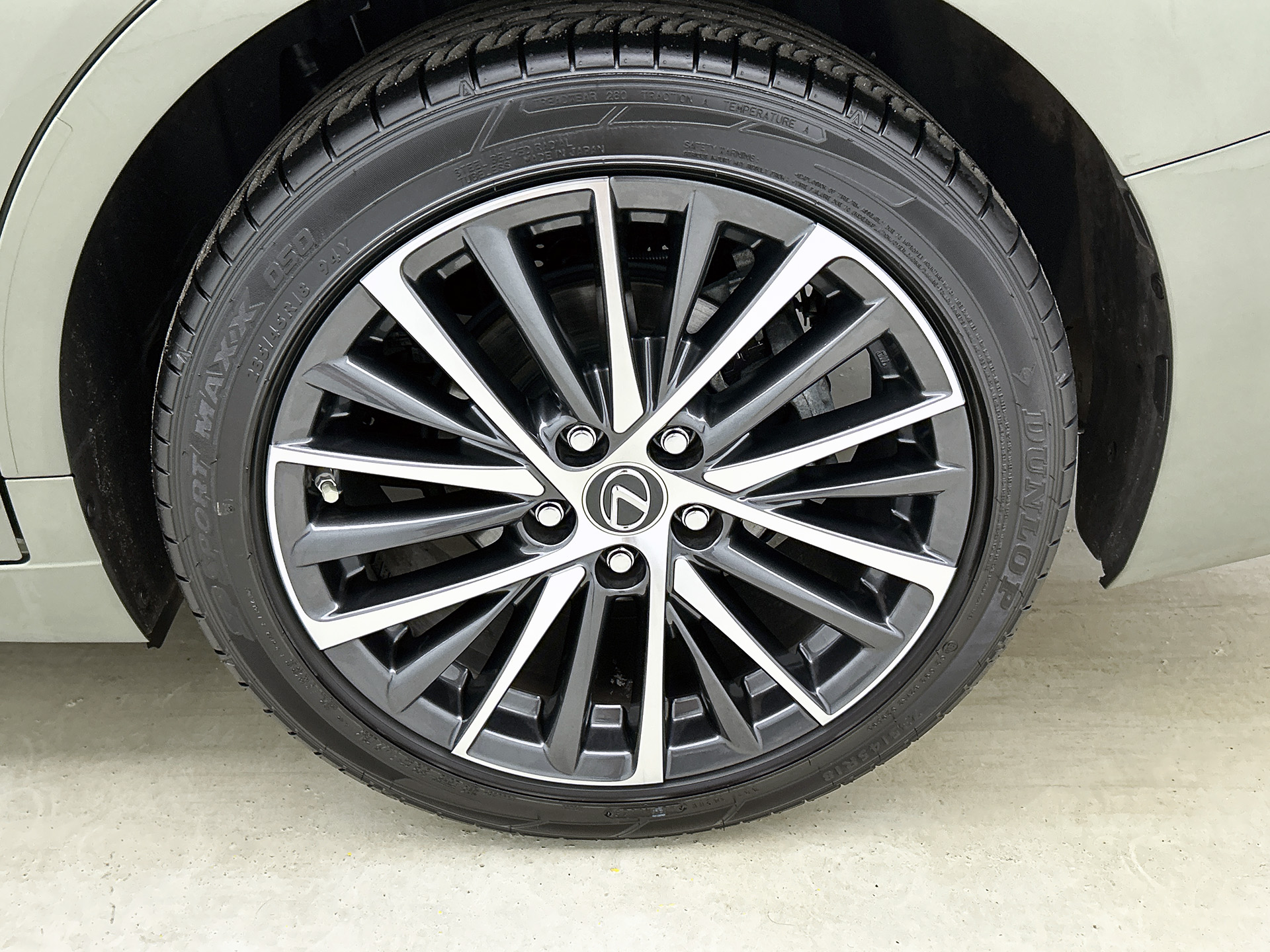 Foto van Lexus Es
