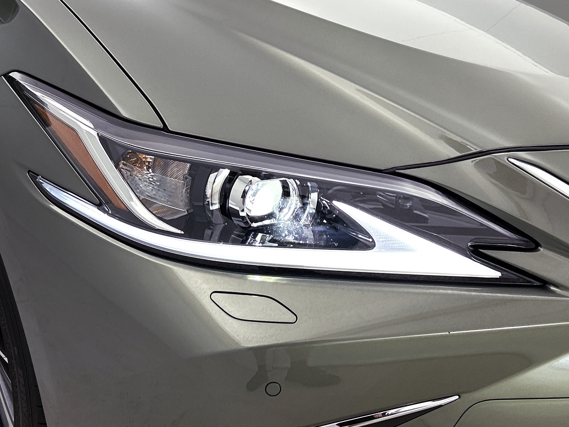Foto van Lexus Es