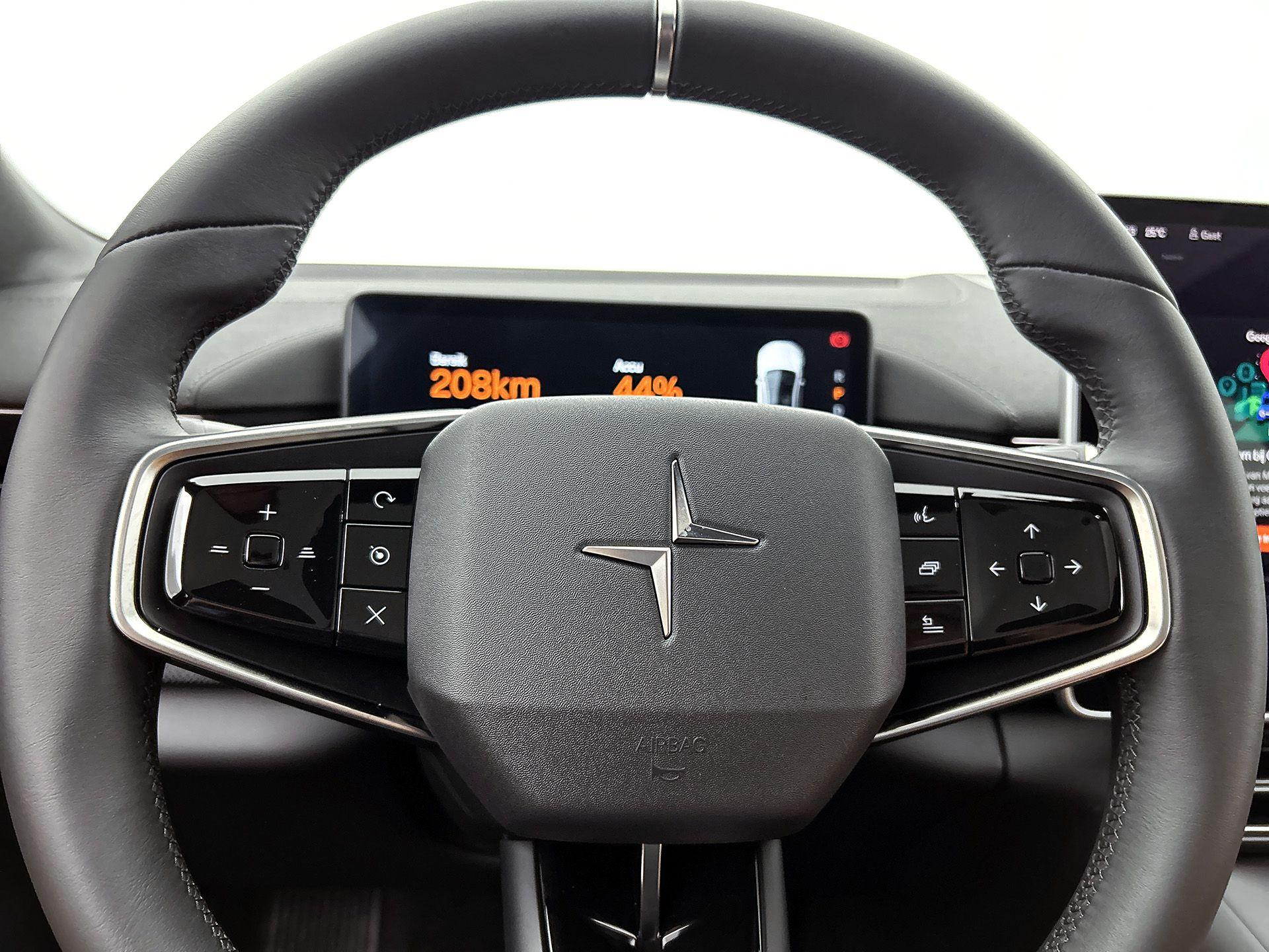 Foto van Polestar 4