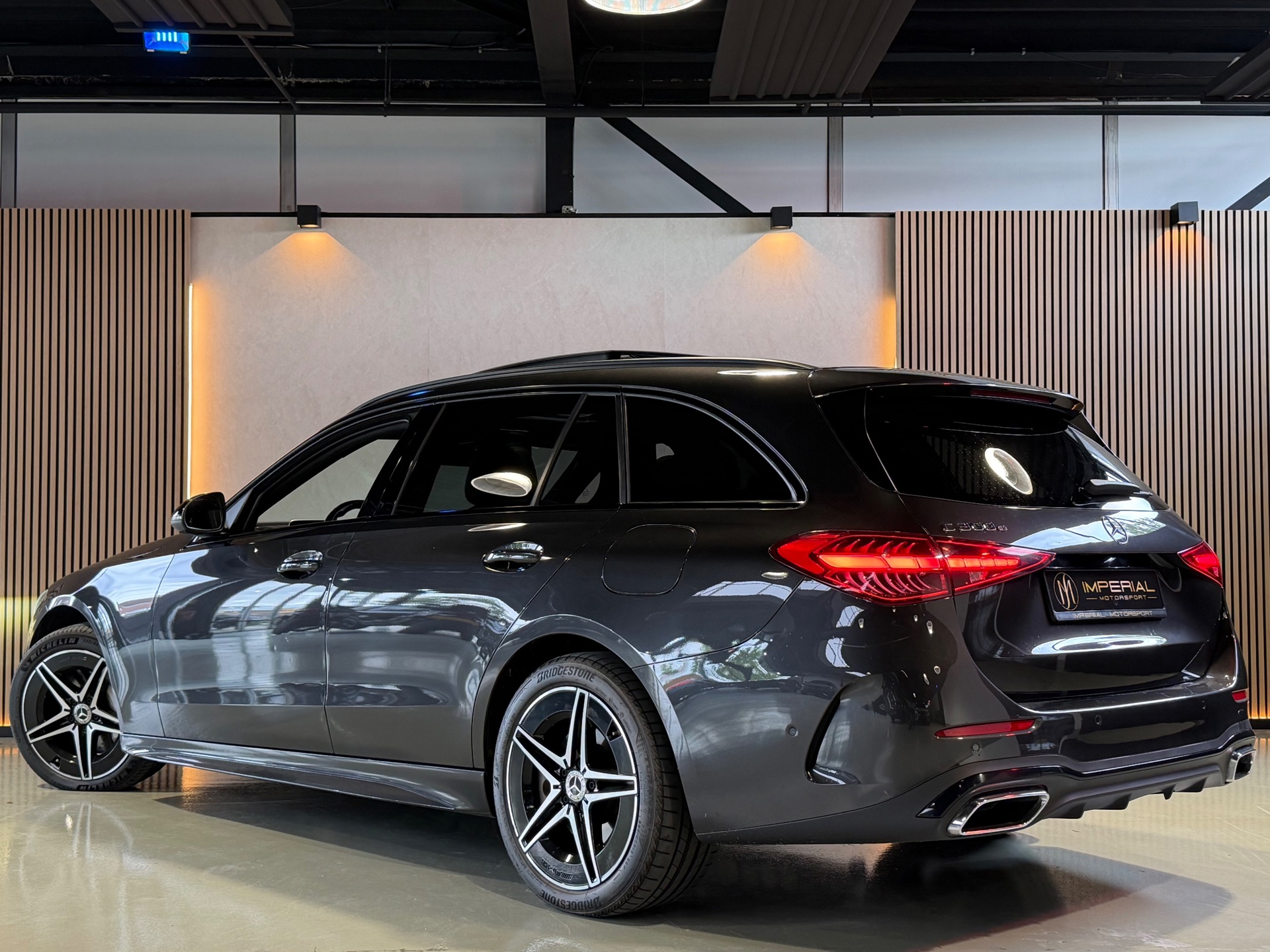 Foto van Mercedes-Benz C 300 E