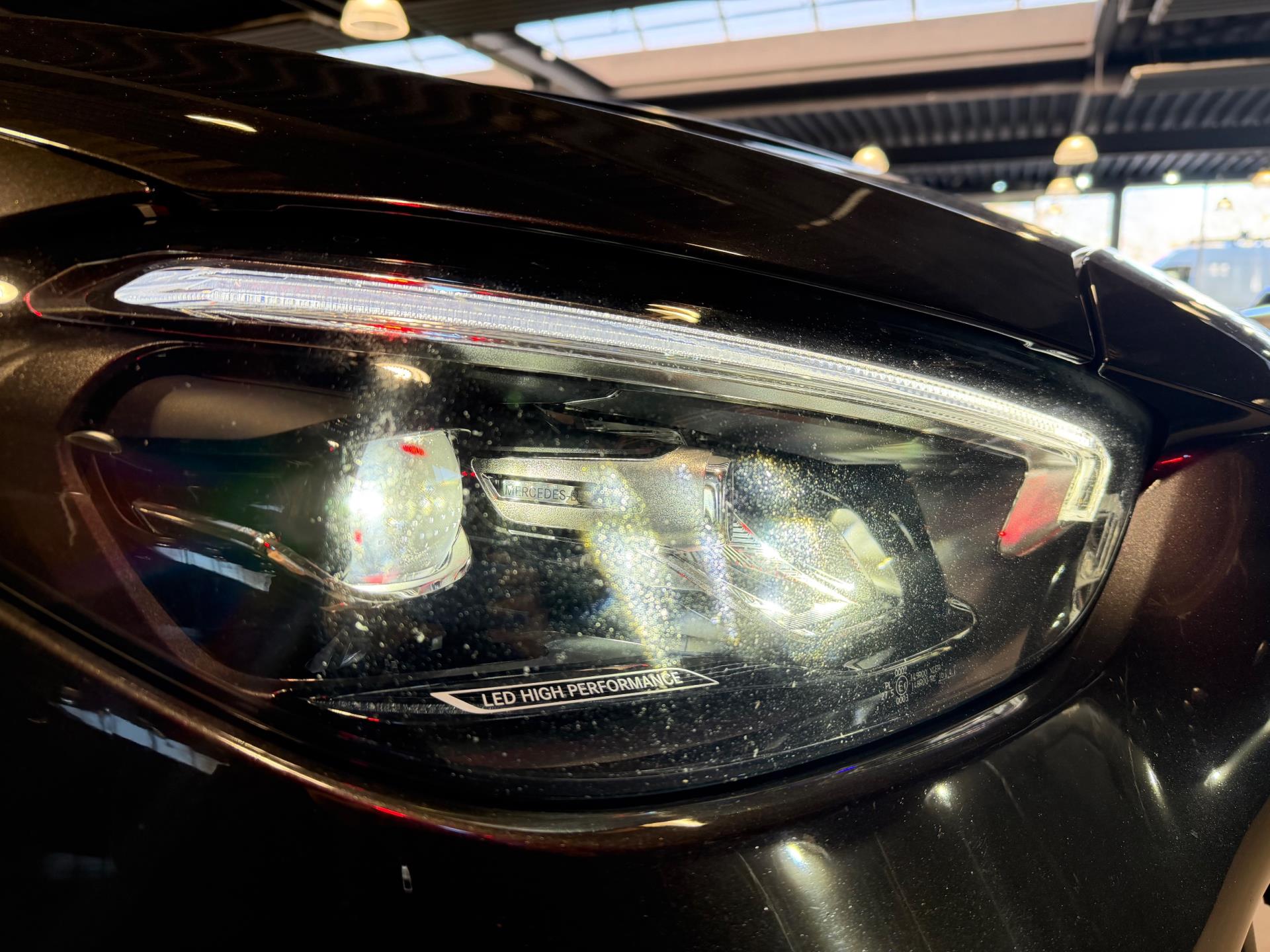 Foto van Mercedes-Benz C 300 E