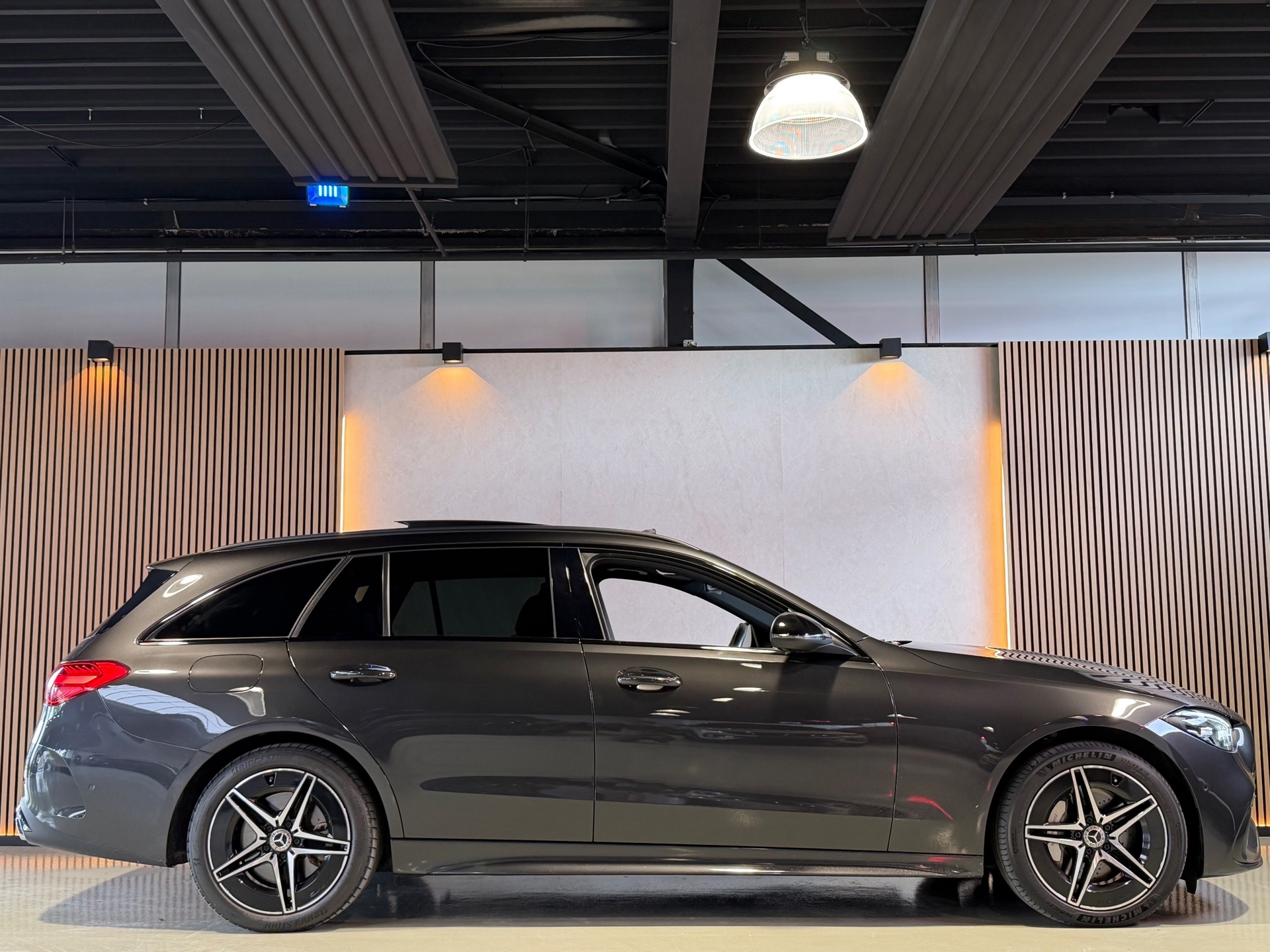 Foto van Mercedes-Benz C 300 E