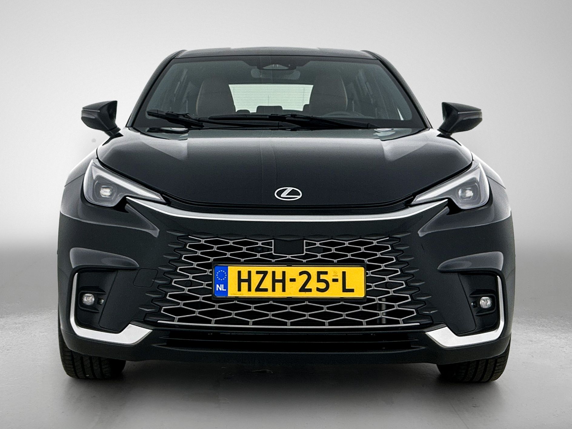 Foto van Lexus LBX