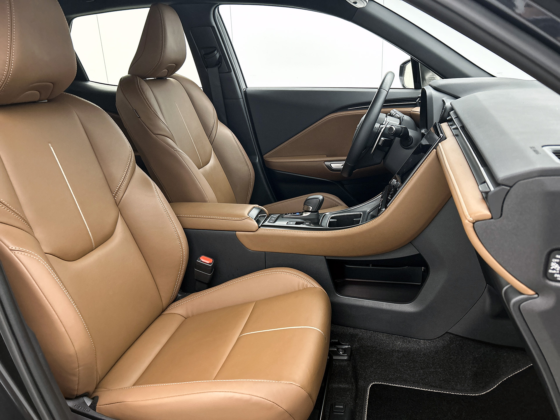 Foto van Lexus LBX