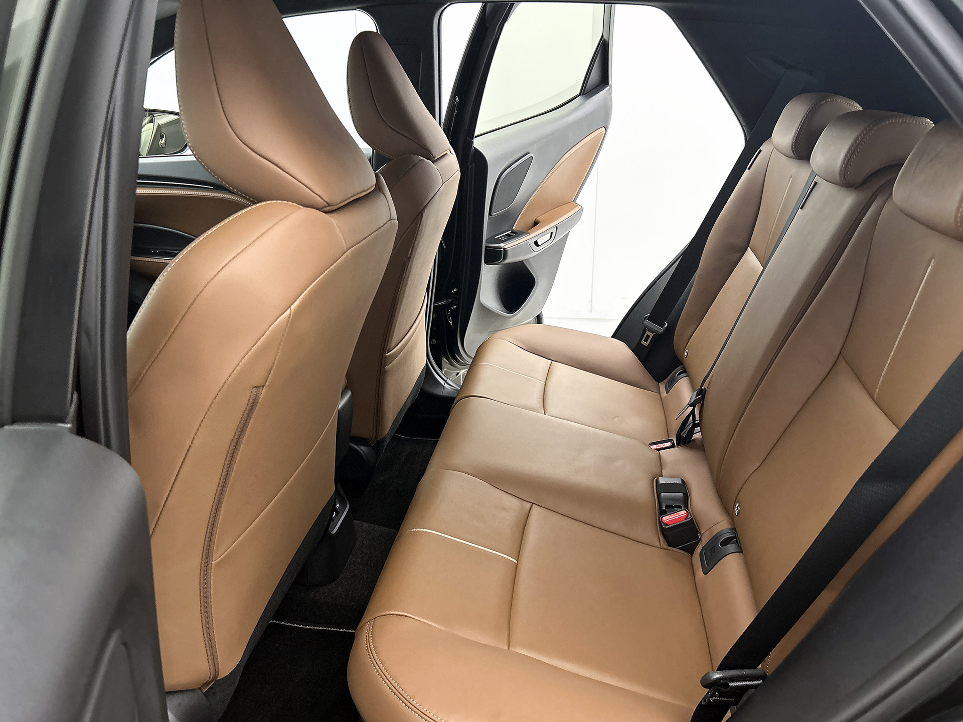 Foto van Lexus LBX