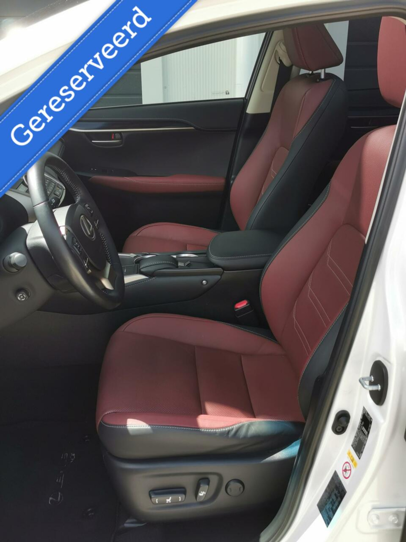 Foto van Lexus NX