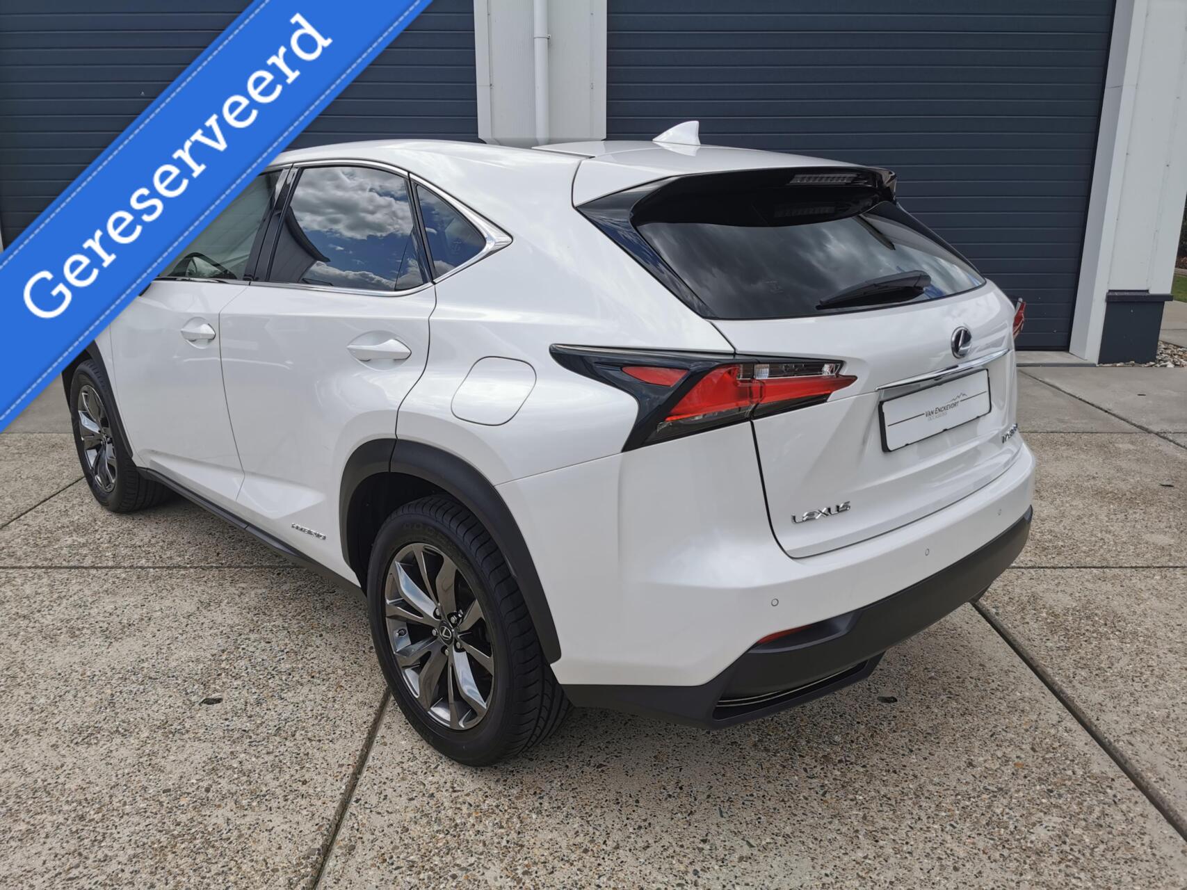 Foto van Lexus NX