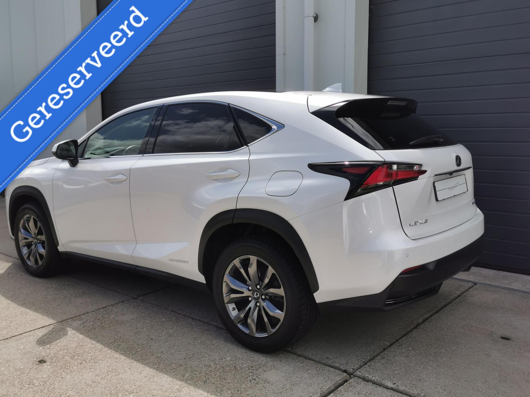 Foto van Lexus NX