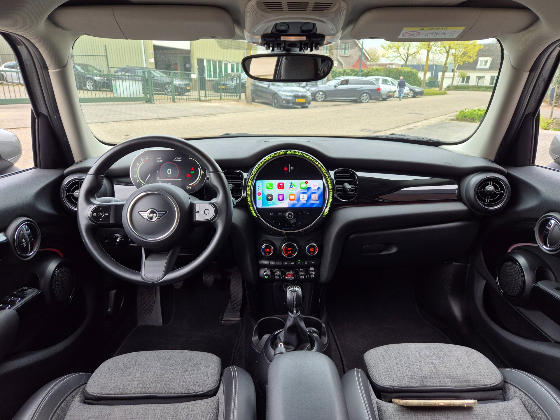 Foto van Mini One