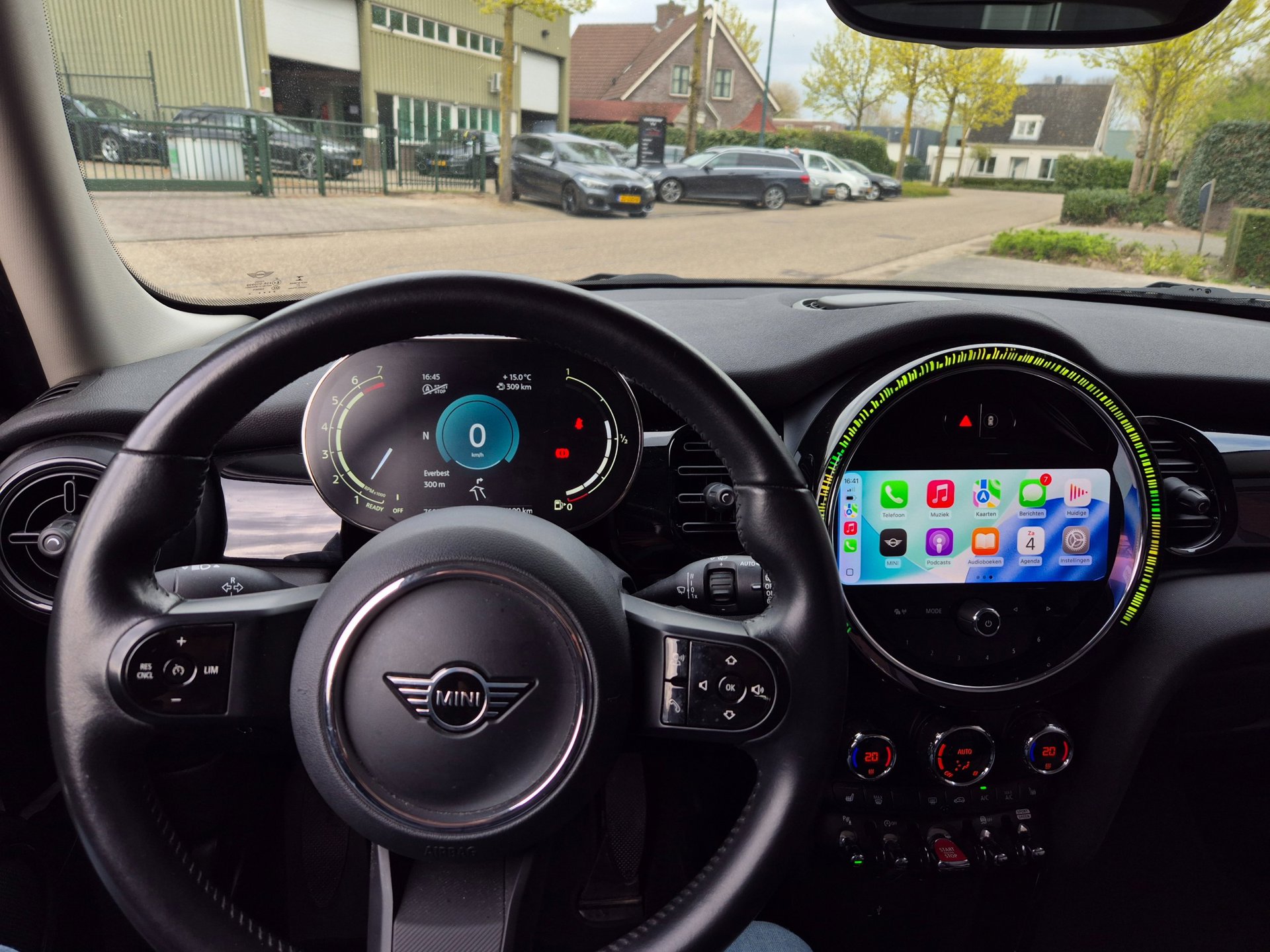 Foto van Mini One