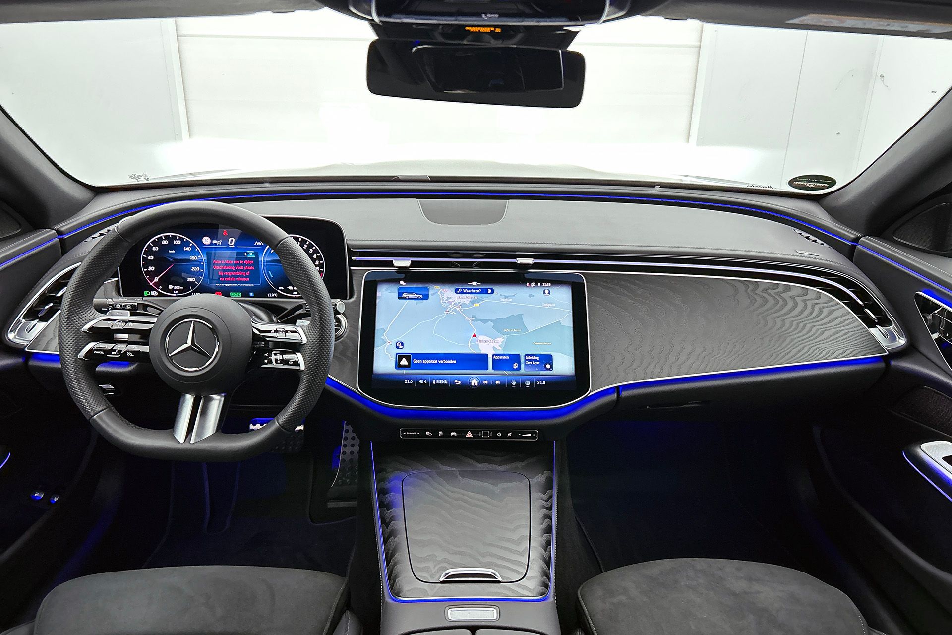 Foto van Mercedes-Benz E 300 E