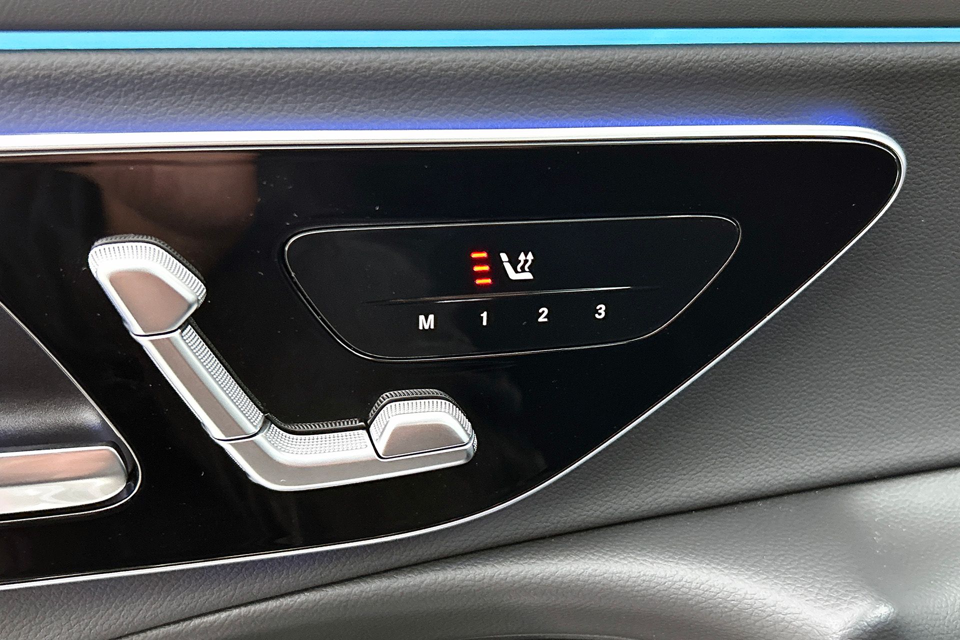 Foto van Mercedes-Benz E 300 E