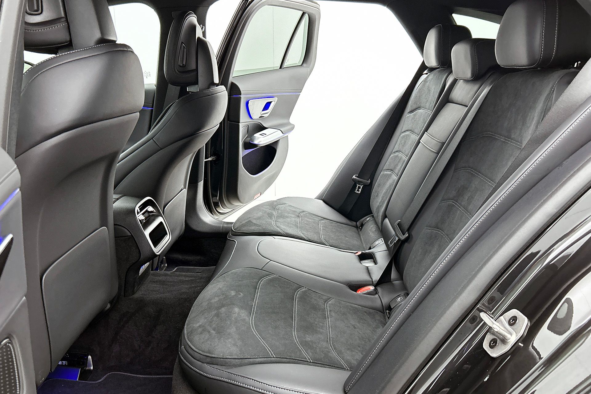 Foto van Mercedes-Benz E 300 E