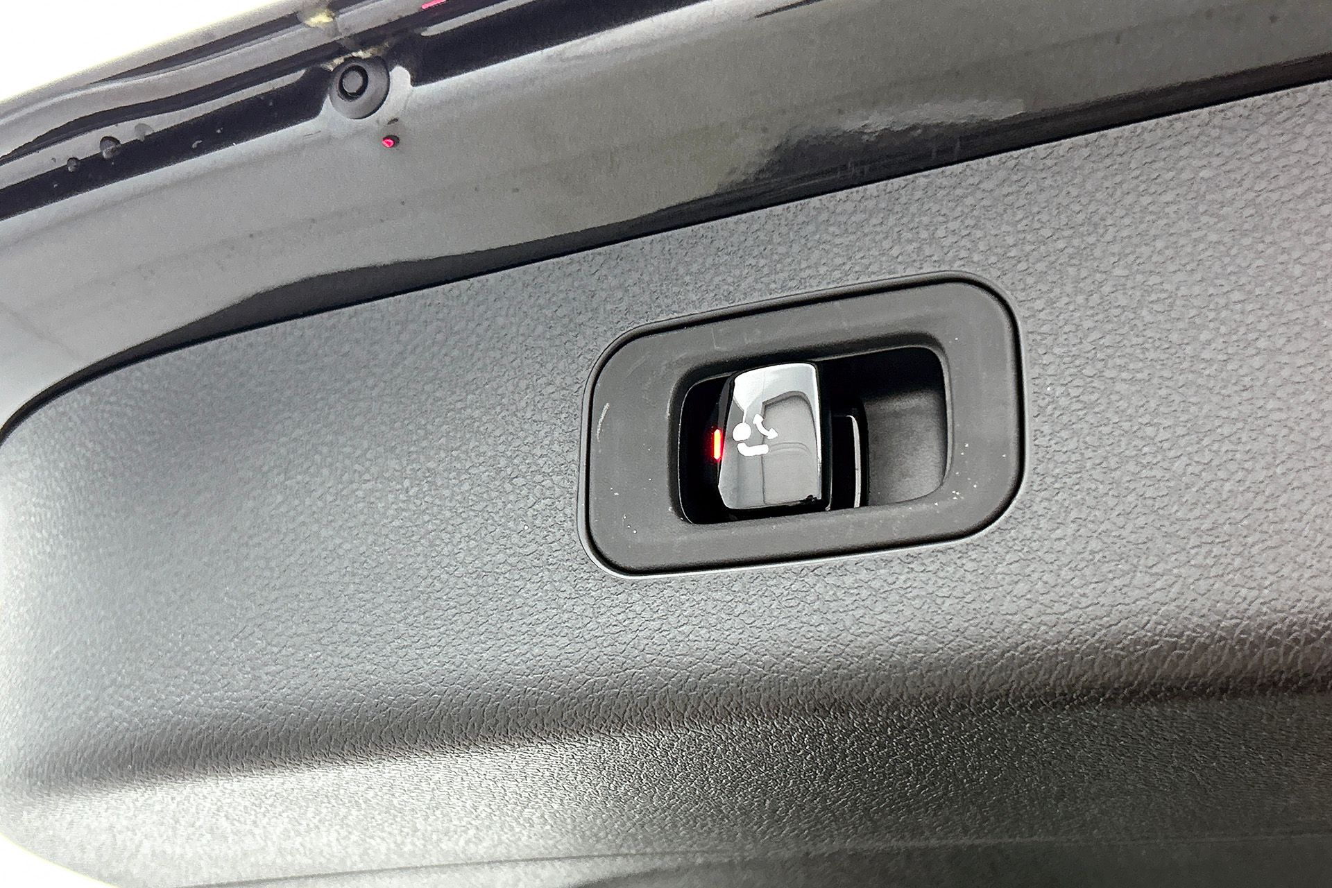 Foto van Mercedes-Benz E 300 E