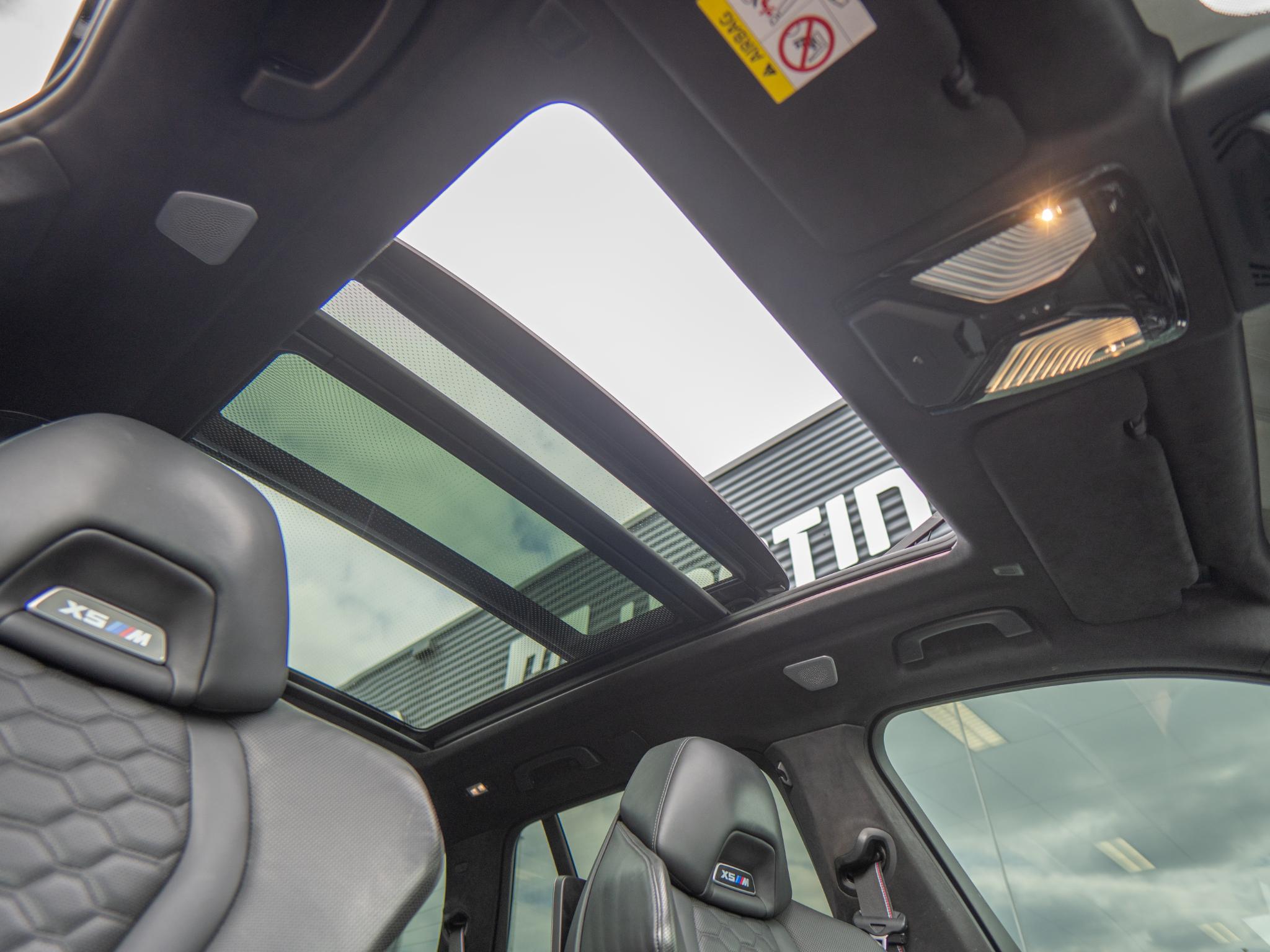 Foto van BMW X5 M Competition