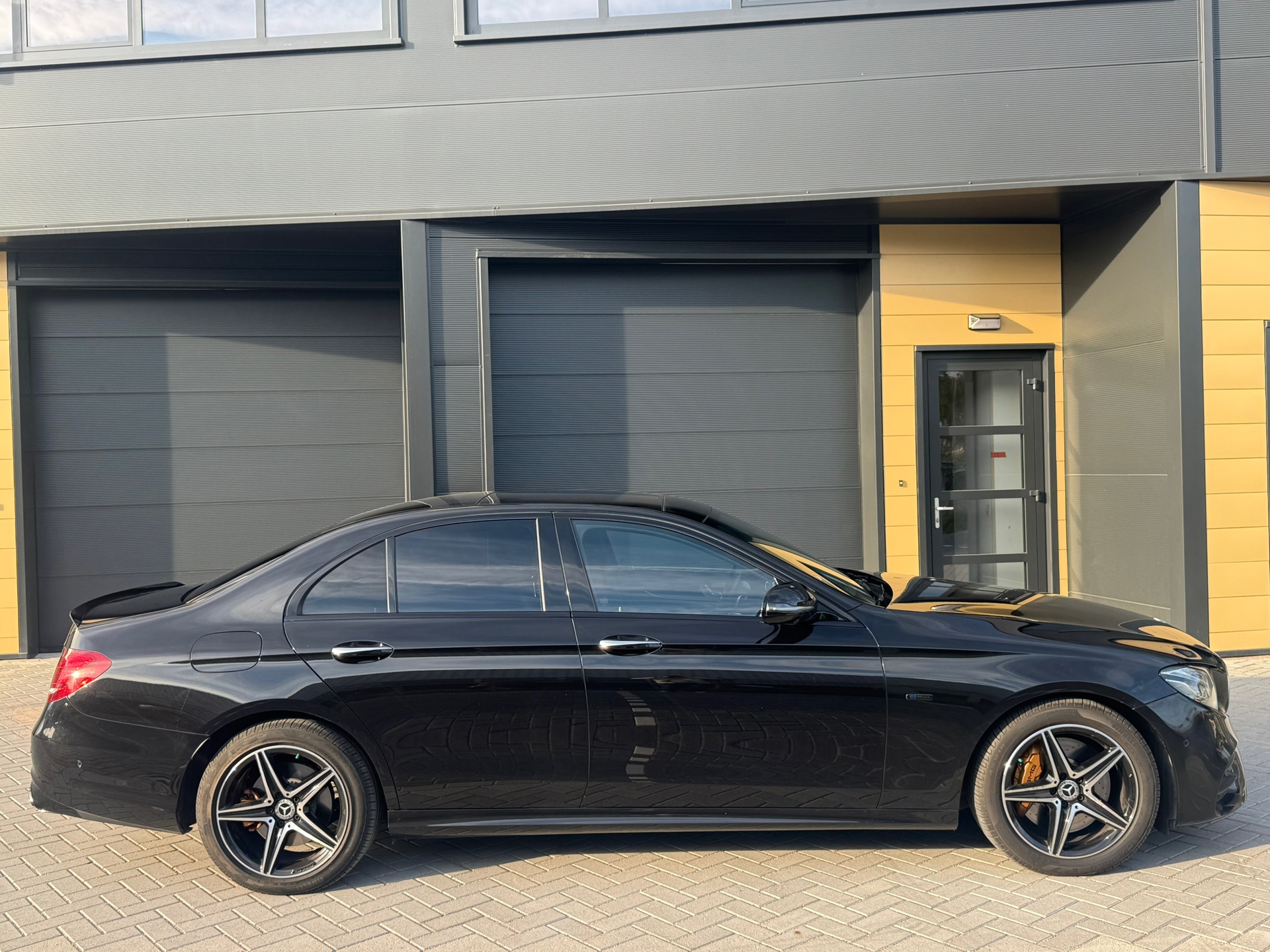 Foto van Mercedes-Benz E 300 De