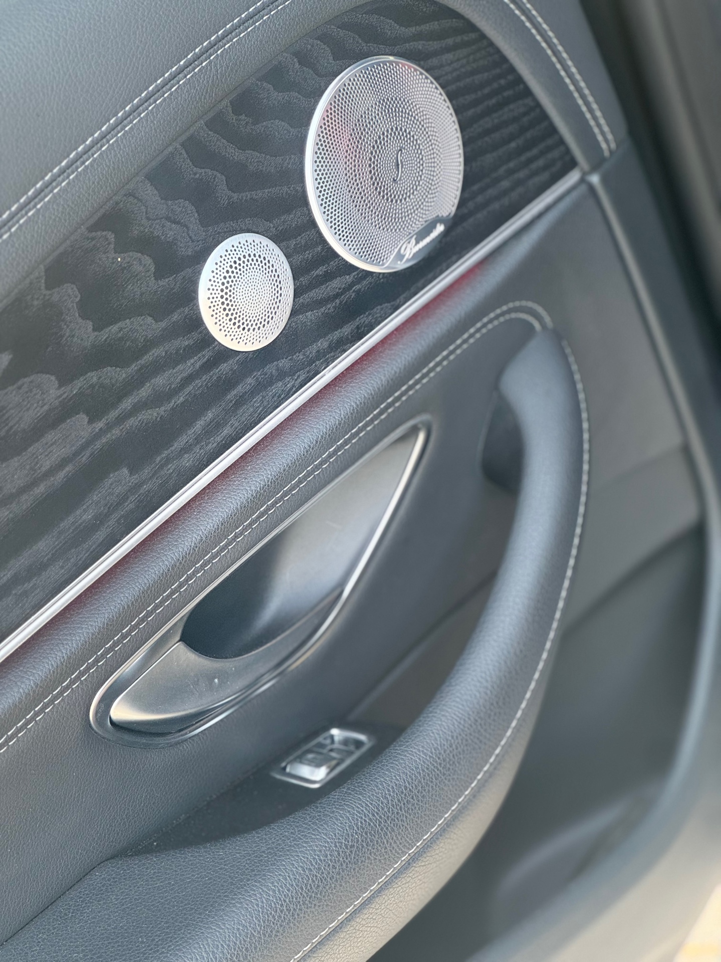 Foto van Mercedes-Benz E 300 De