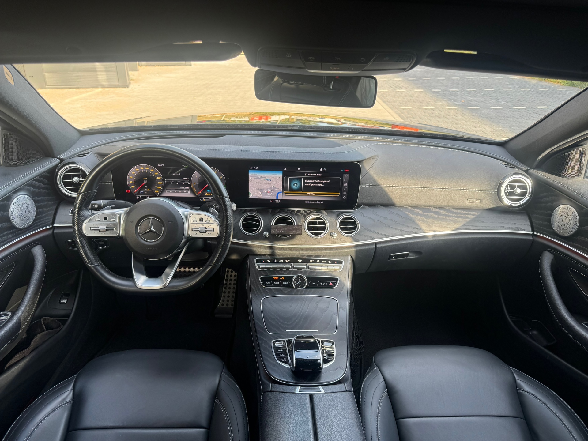 Foto van Mercedes-Benz E 300 De