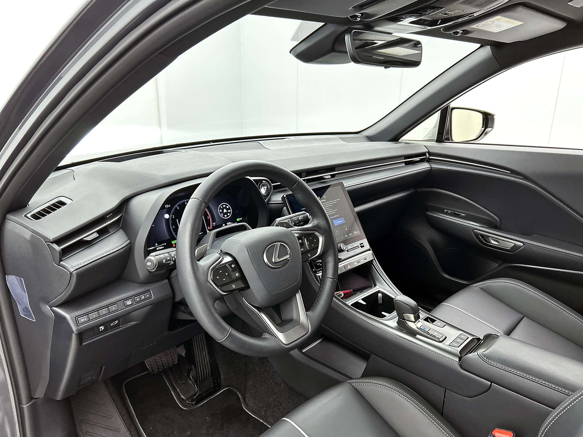 Foto van Lexus Lexus LBX