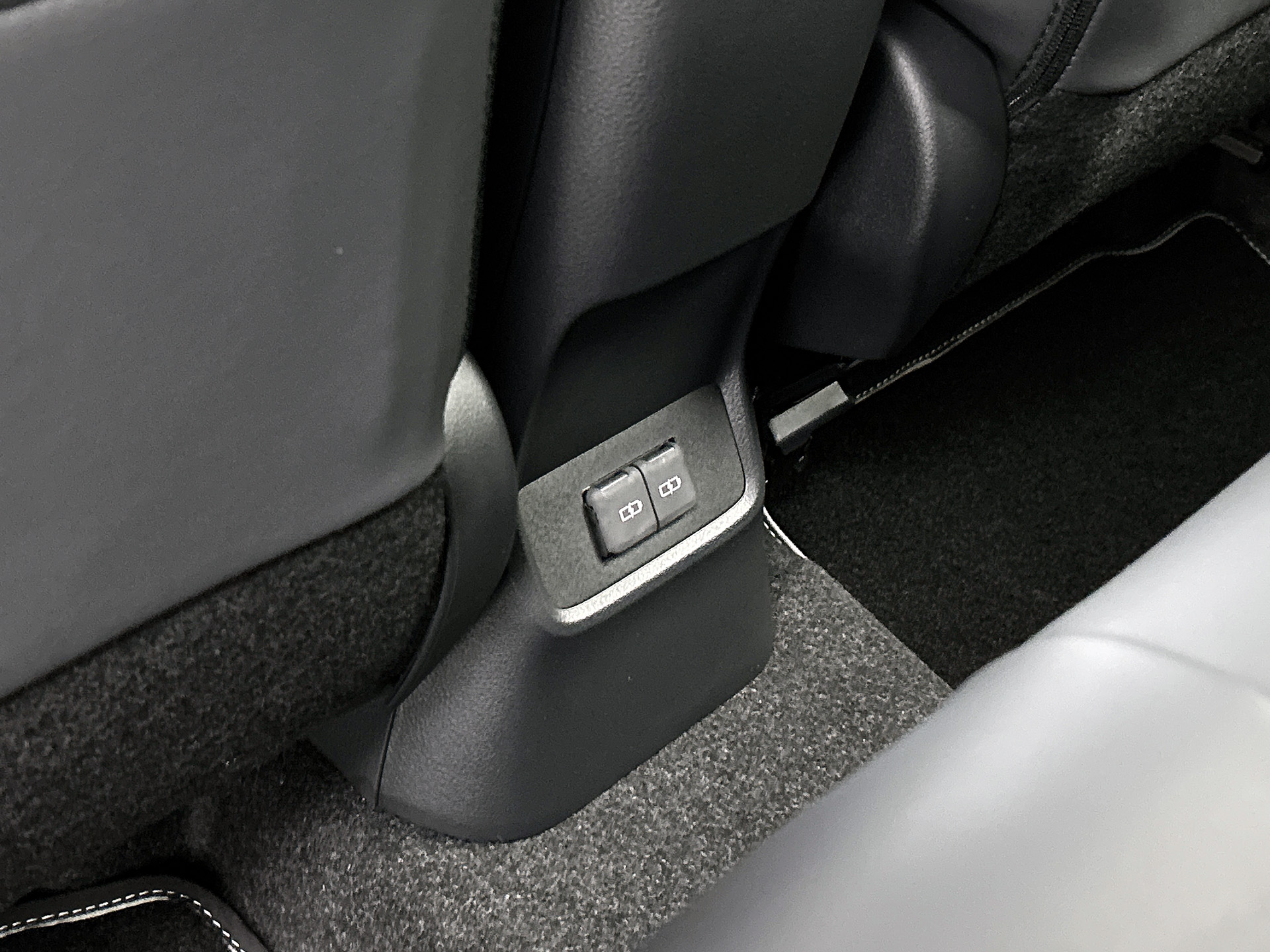 Foto van Lexus Lexus LBX