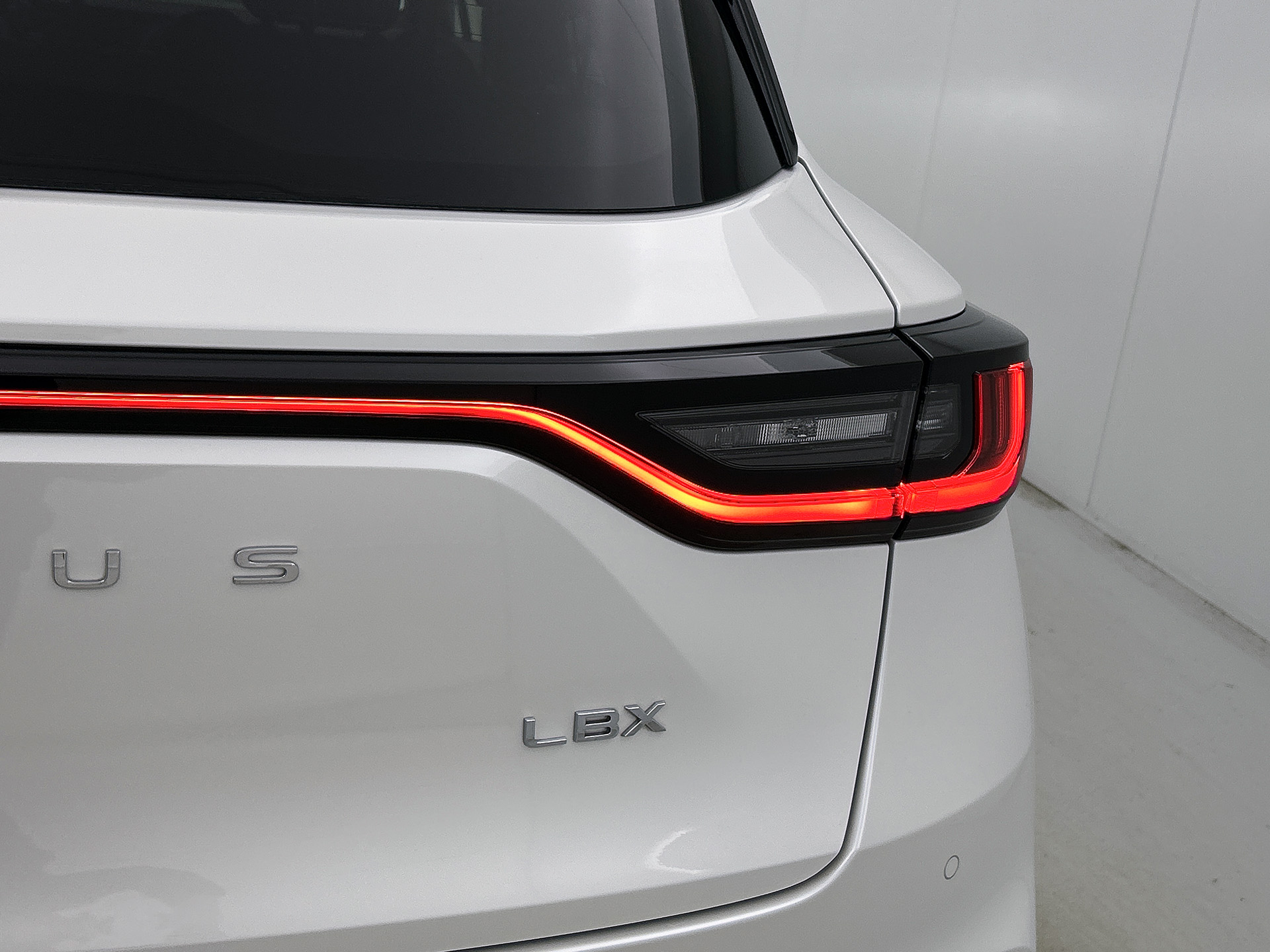 Foto van Lexus LBX