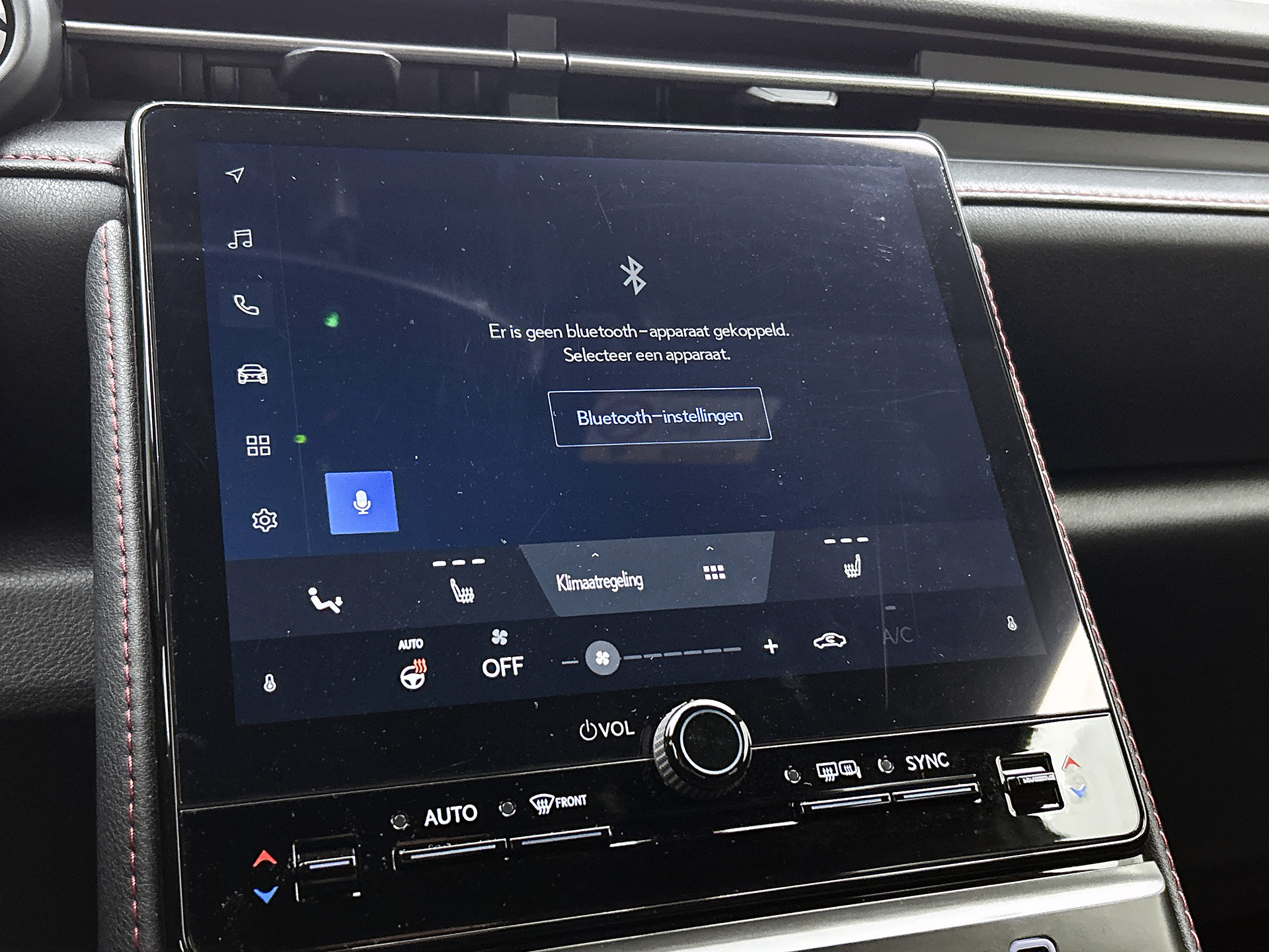 Foto van Lexus LBX