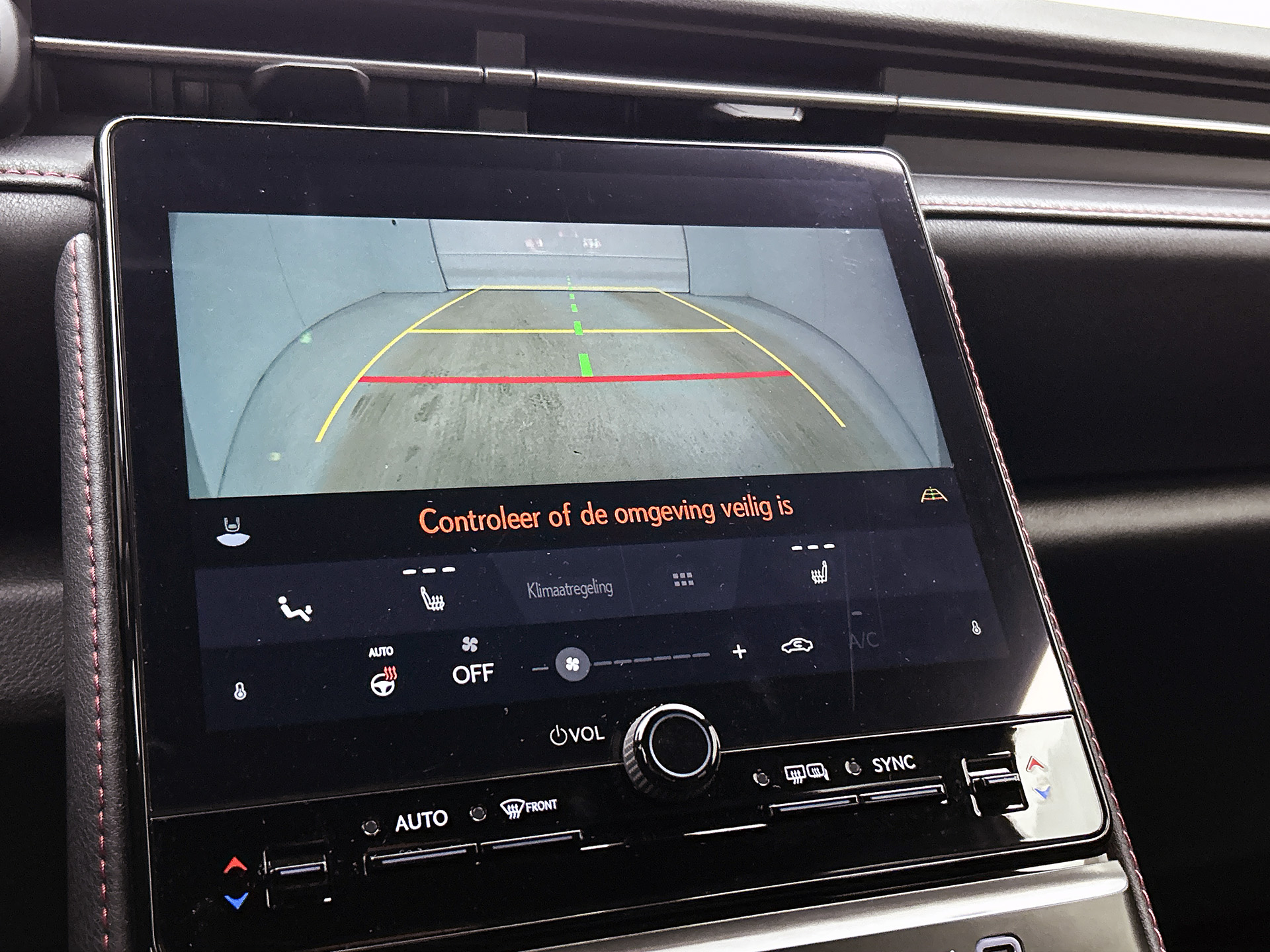 Foto van Lexus LBX