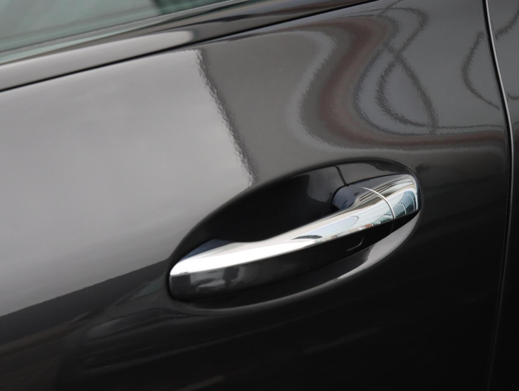 Foto van Mercedes-Benz CLS