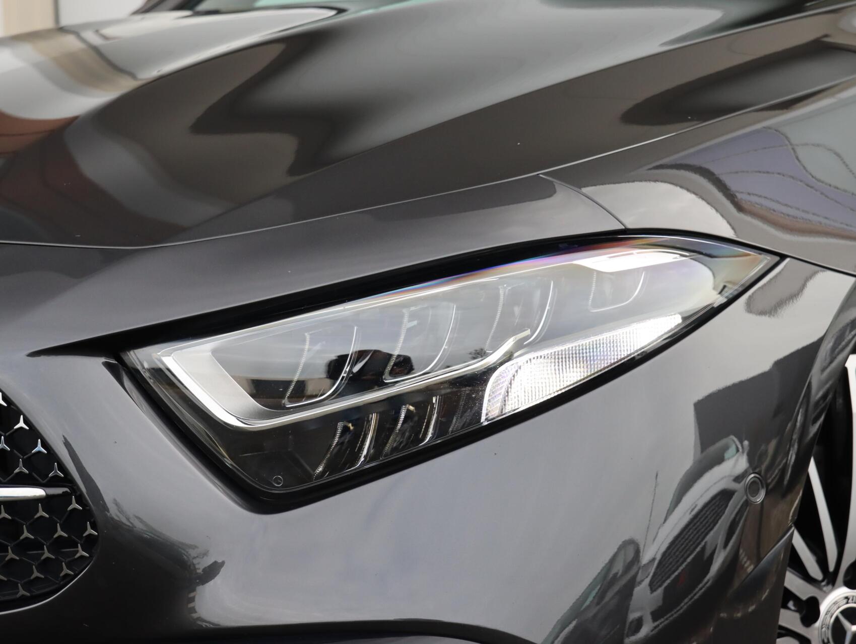 Foto van Mercedes-Benz CLS