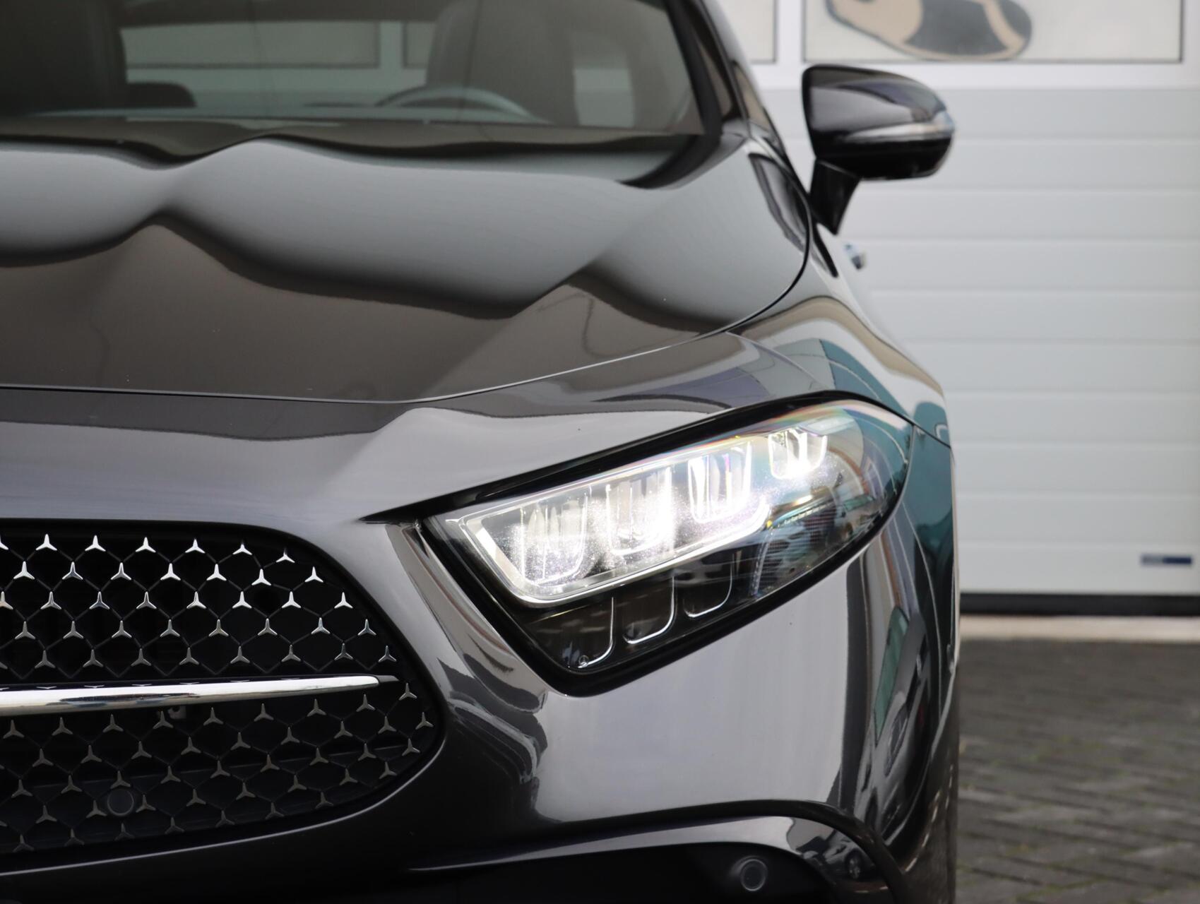 Foto van Mercedes-Benz CLS