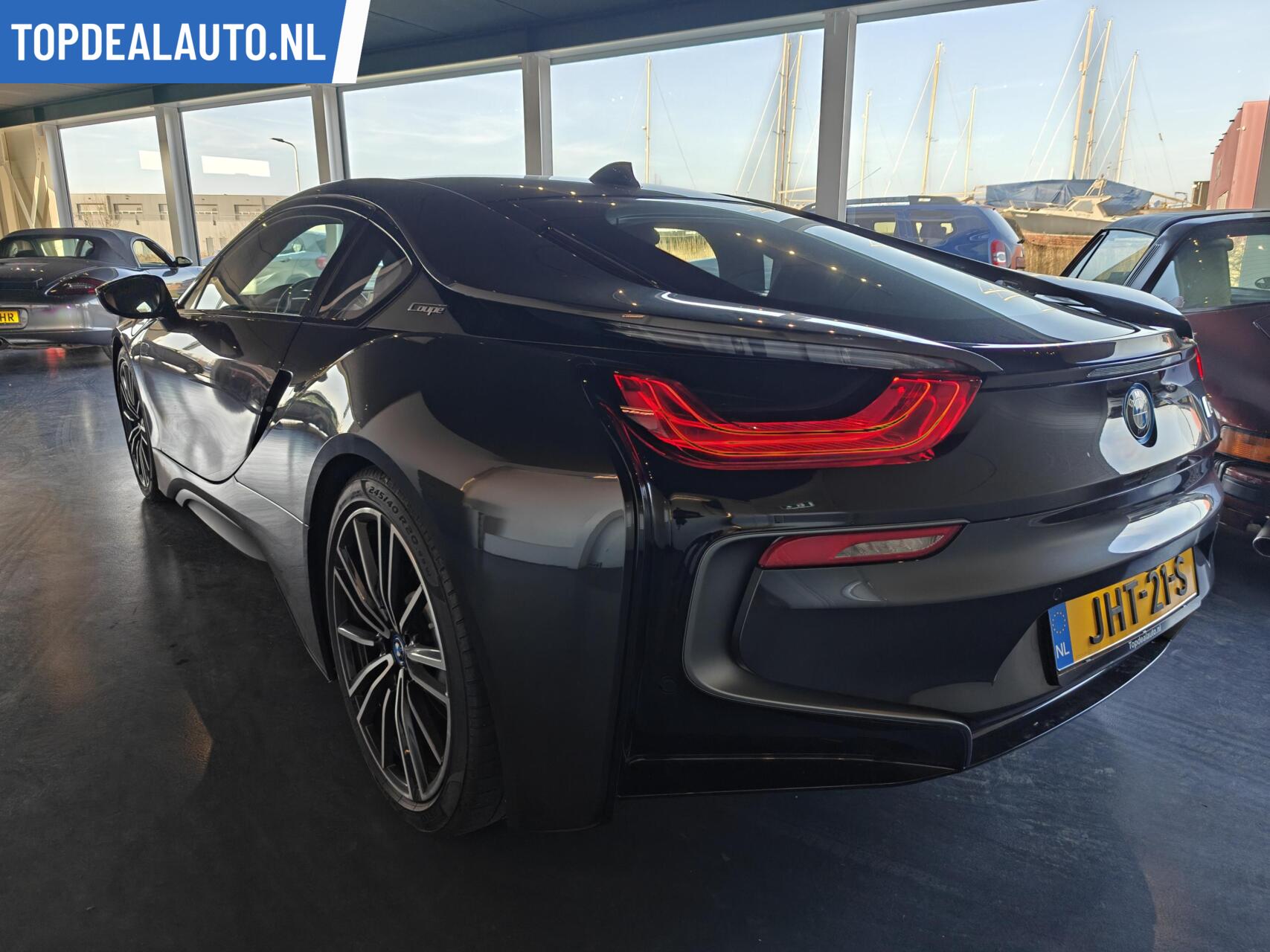 Foto van BMW I8
