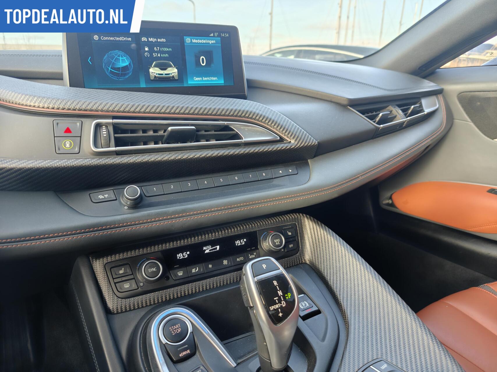 Foto van BMW I8
