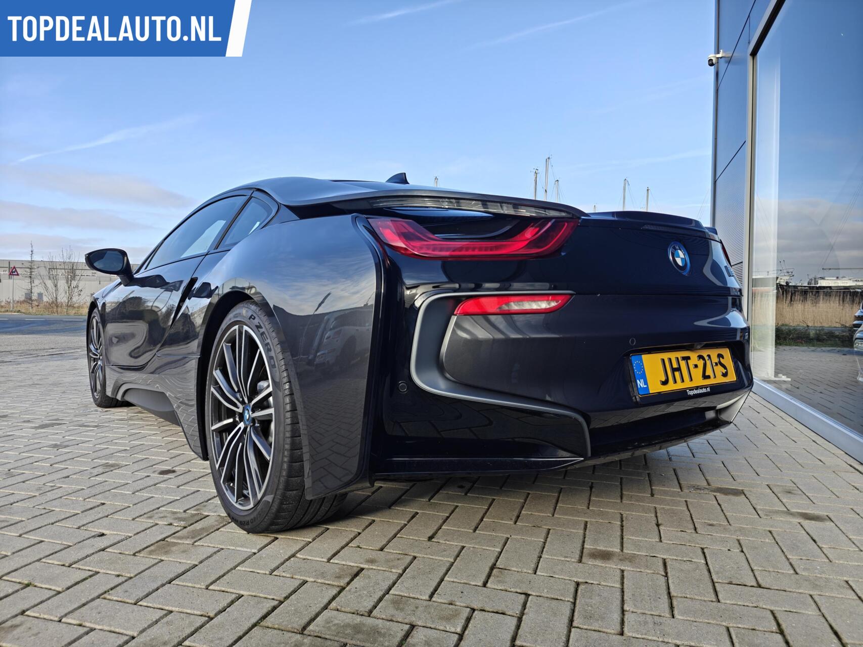 Foto van BMW I8