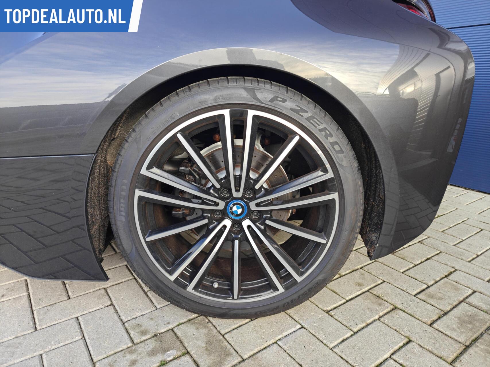 Foto van BMW I8