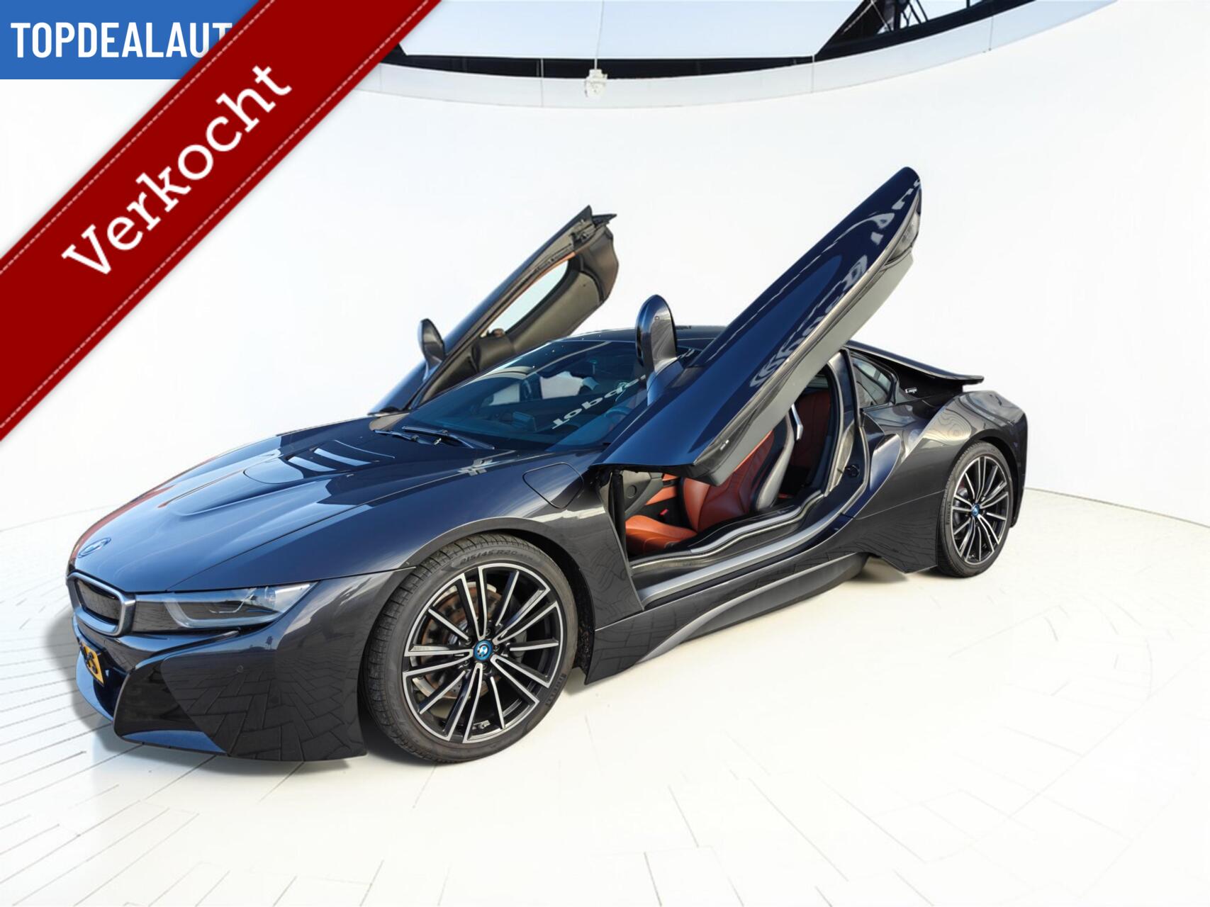 BMW I8 facelift 374 pk 11,6 kw Zeer mooi! 1e eigenaar 2020 - voorkant