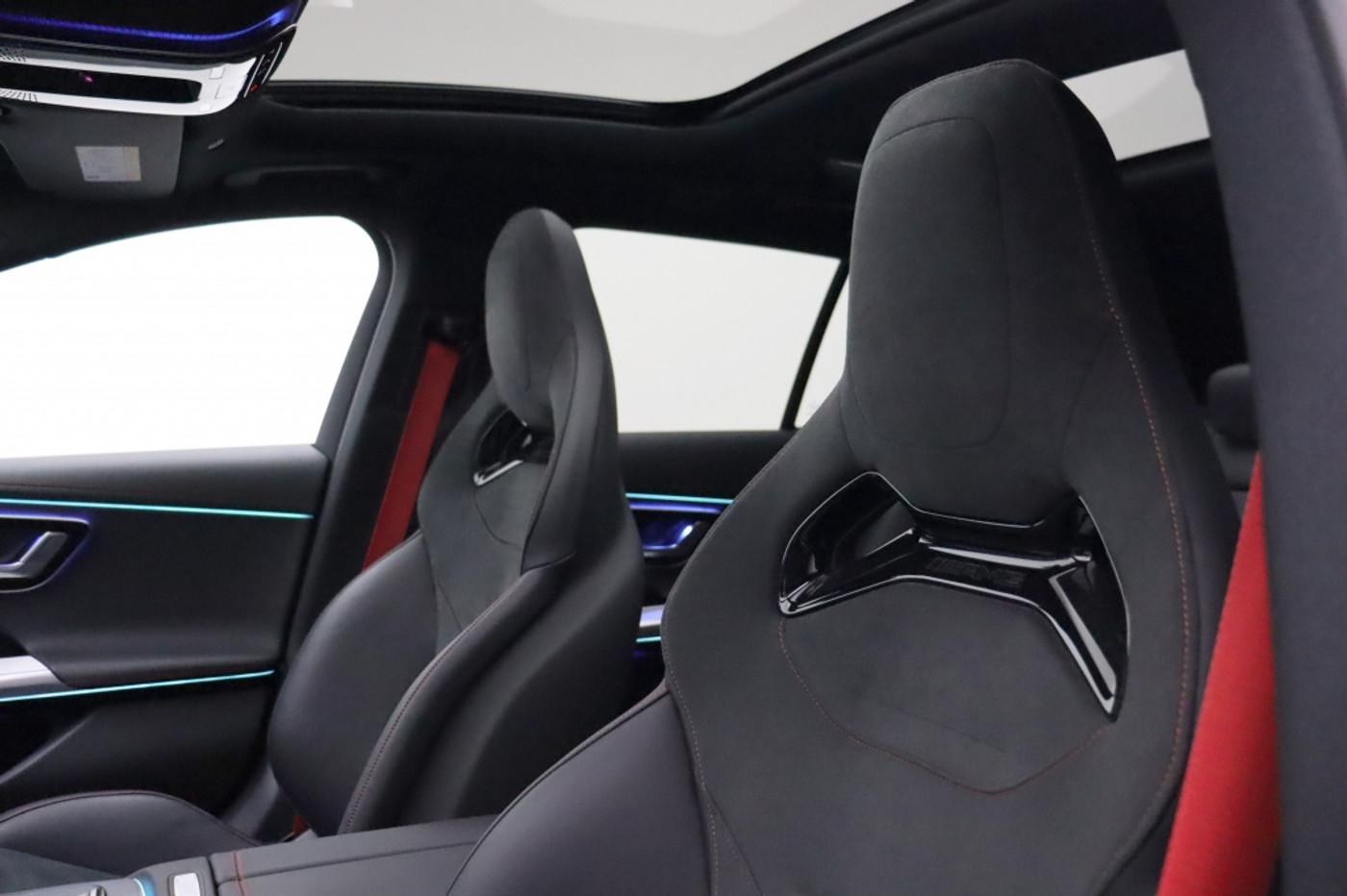 Foto van Mercedes-Benz AMG E 53 Hybrid
