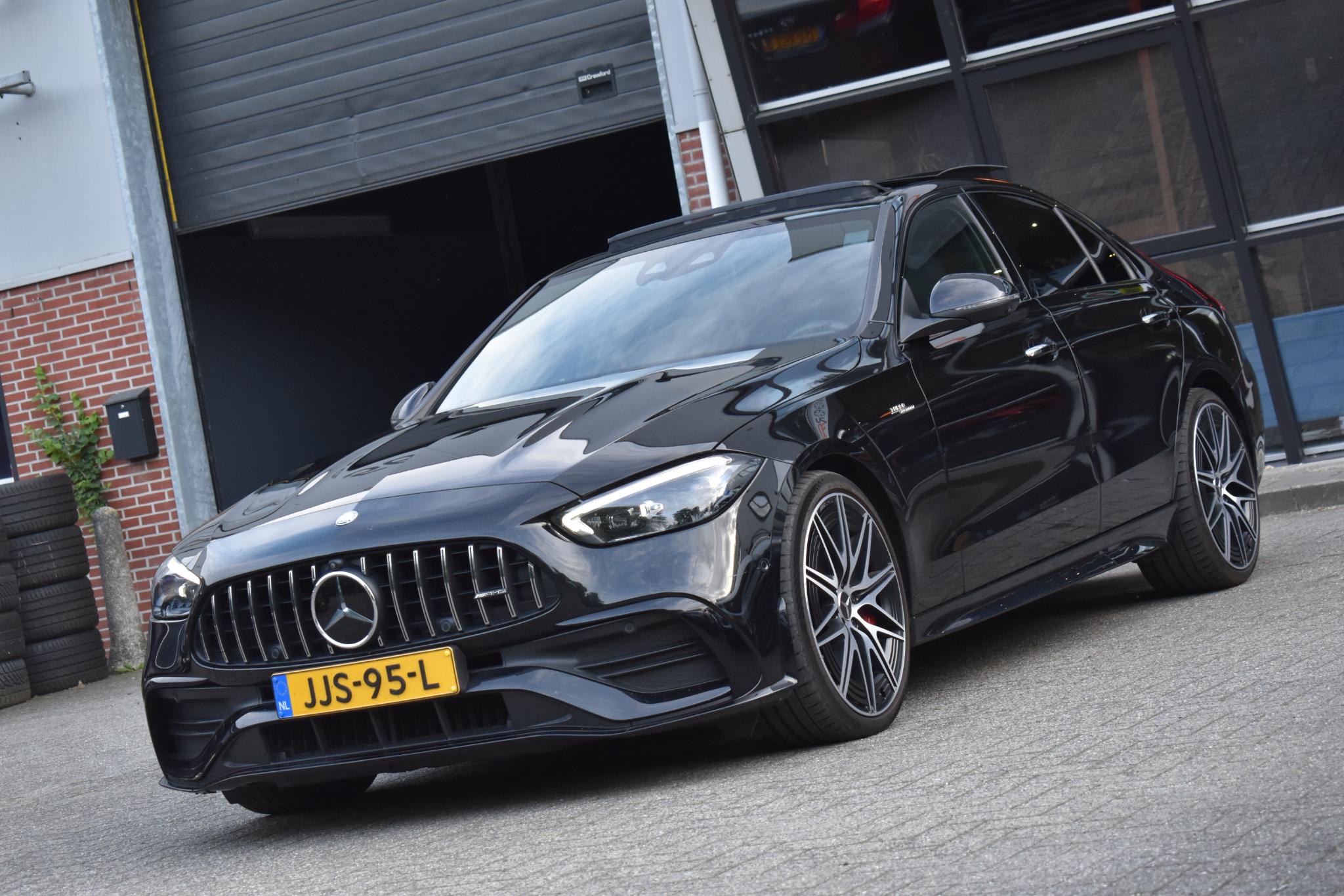Foto van Mercedes-Benz AMG C 43 4matic+